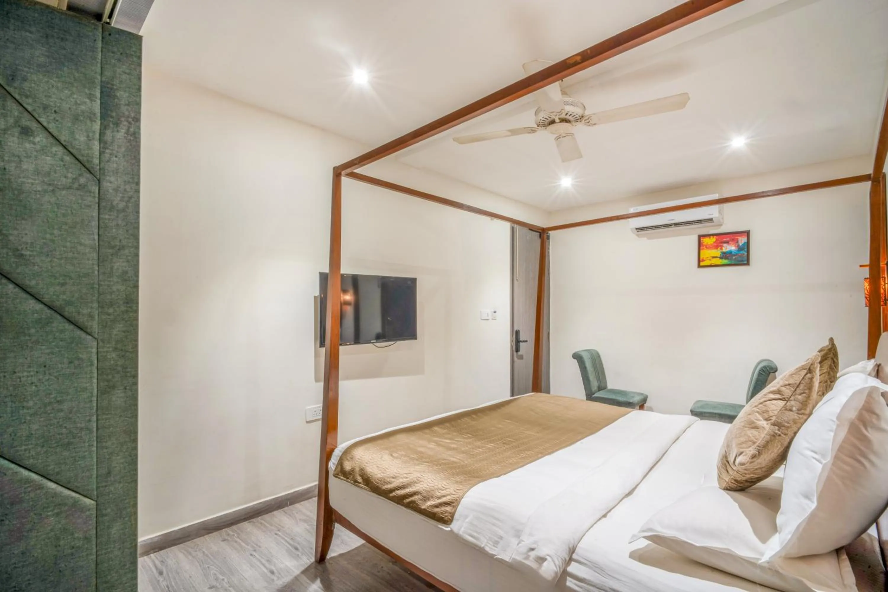 Bed in The White Seasons