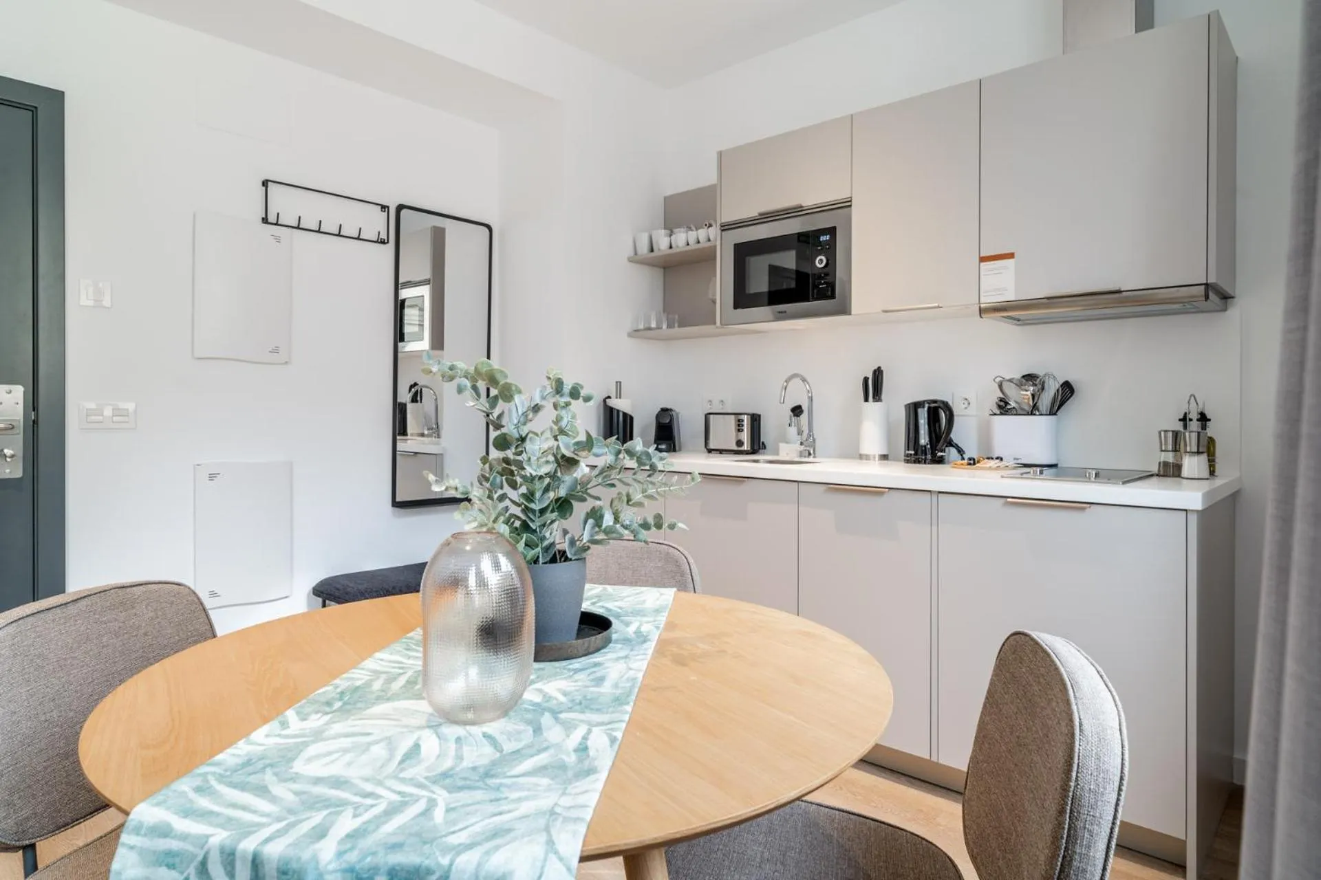 Coffee/tea facilities in Limehome Sevilla Calle Granada