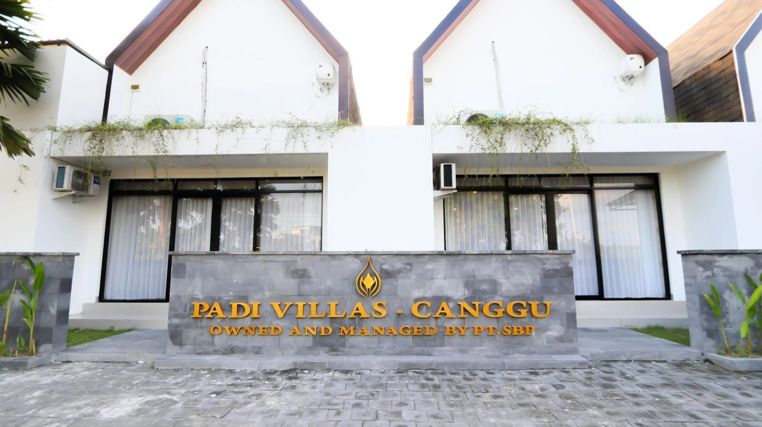 Facade/entrance in Padi Villa Canggu