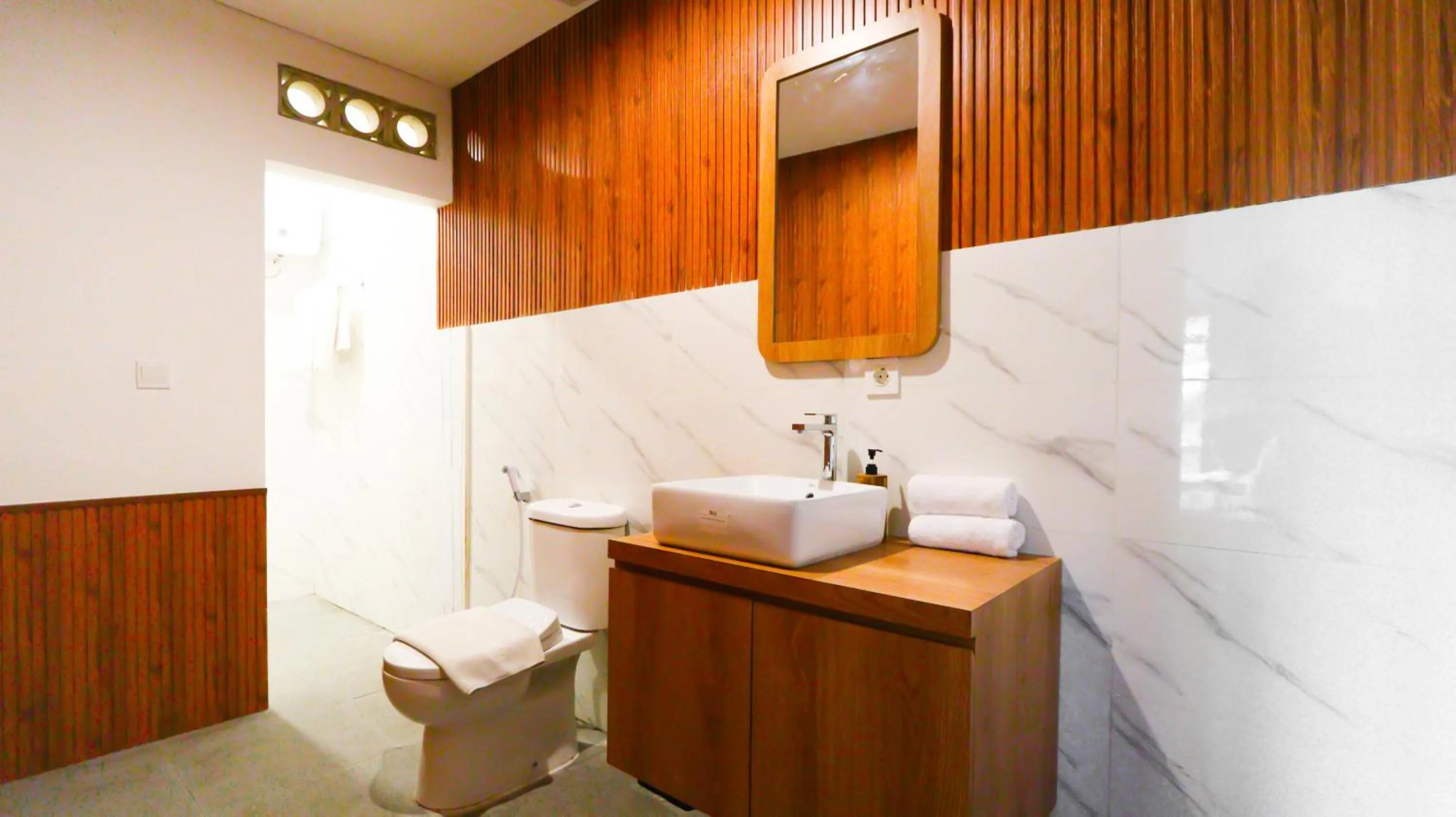 Bathroom in Padi Villa Canggu