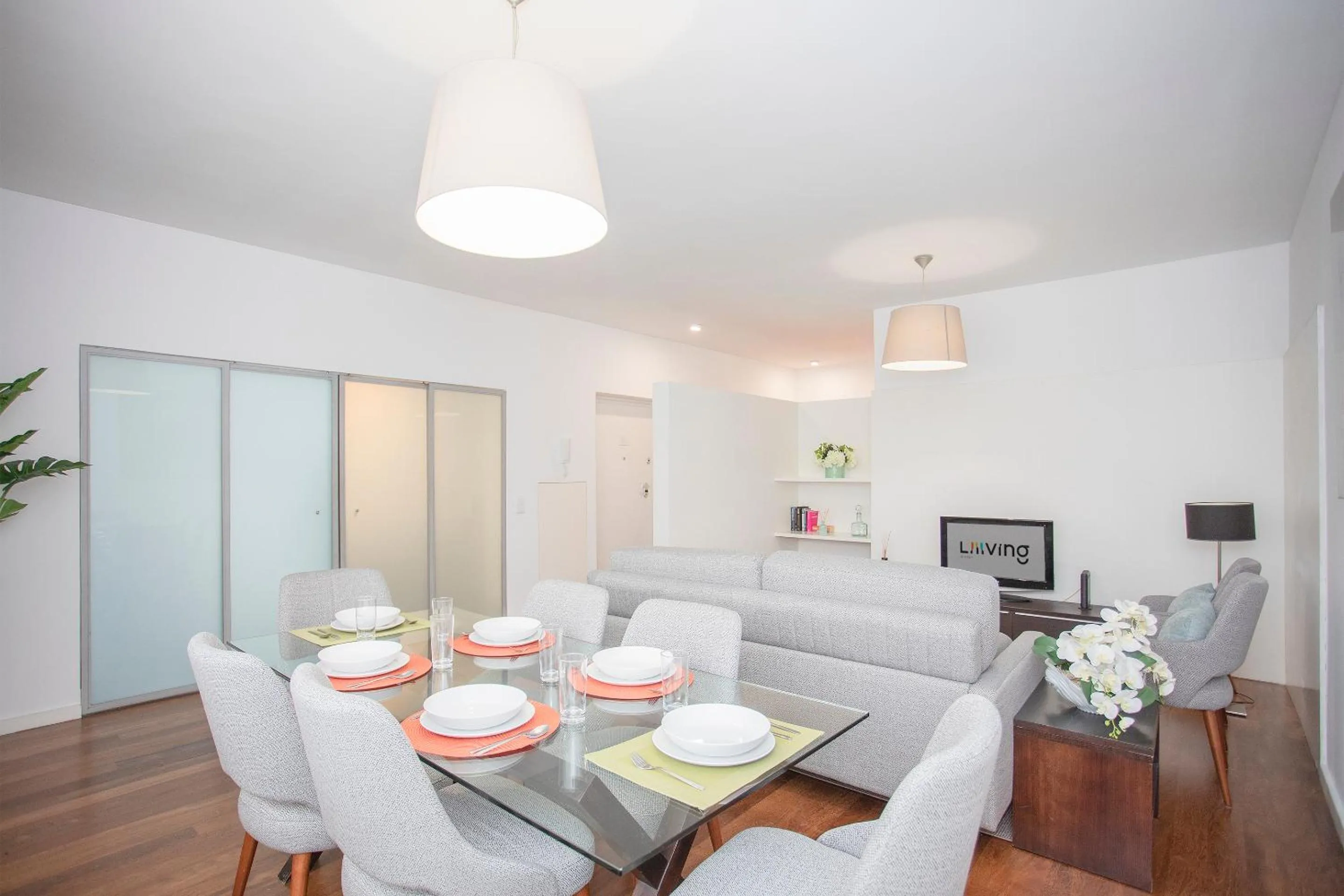 Liiiving in Porto - Light Trendy Apartment
