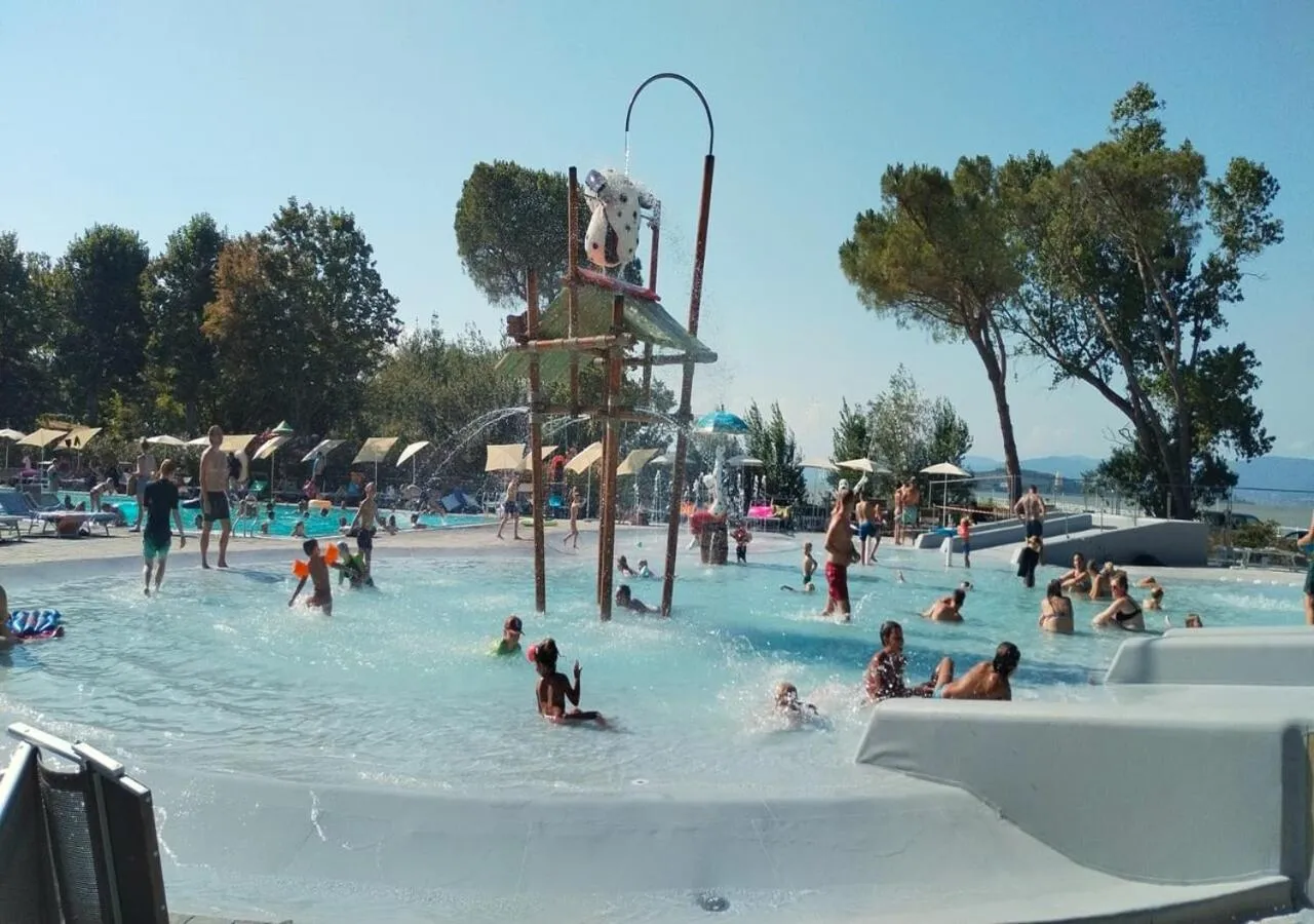 Swimming pool in Trasimeno Glamping Resort
