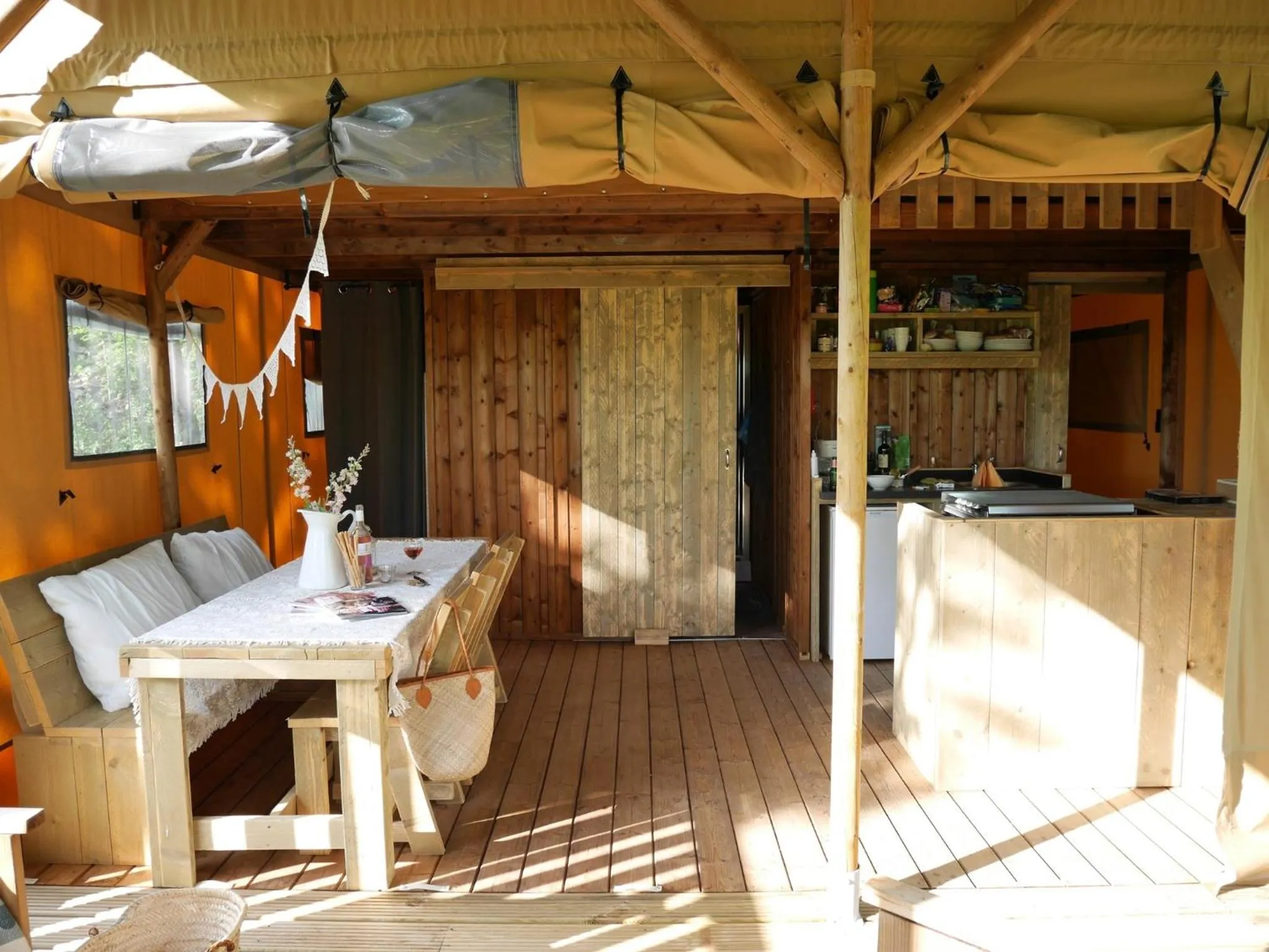 Kitchen or kitchenette in Trasimeno Glamping Resort