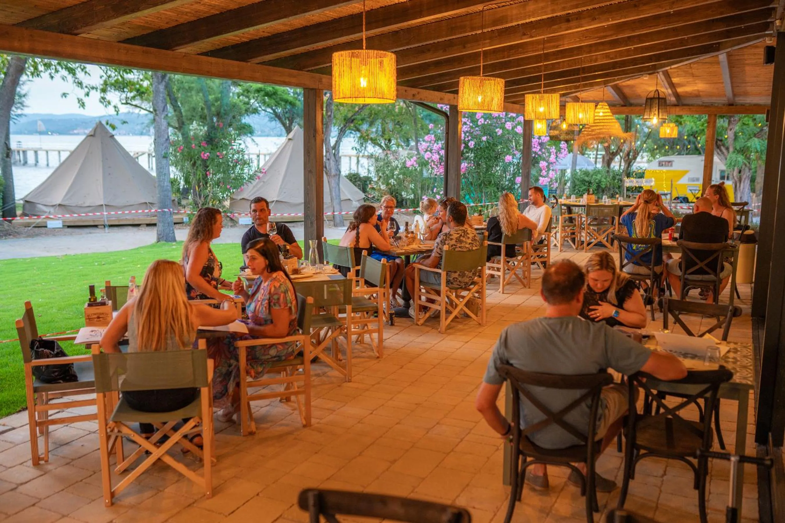 Restaurant/places to eat in Trasimeno Glamping Resort