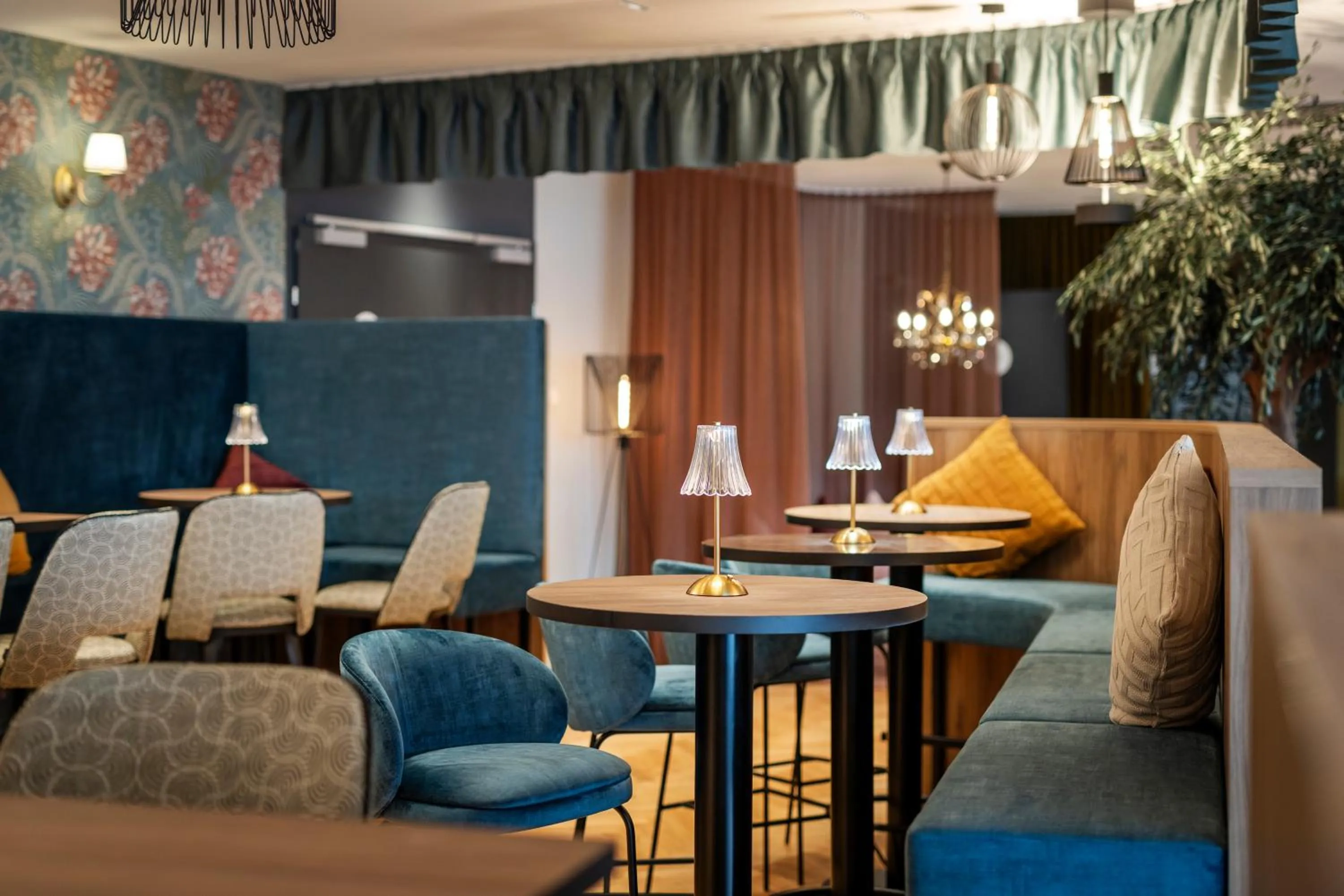 Restaurant/places to eat in ARCOTEL AQ Wien