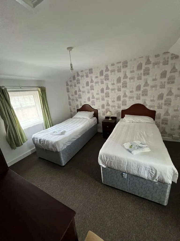 Bedroom, Bed in The Embassy Hotel