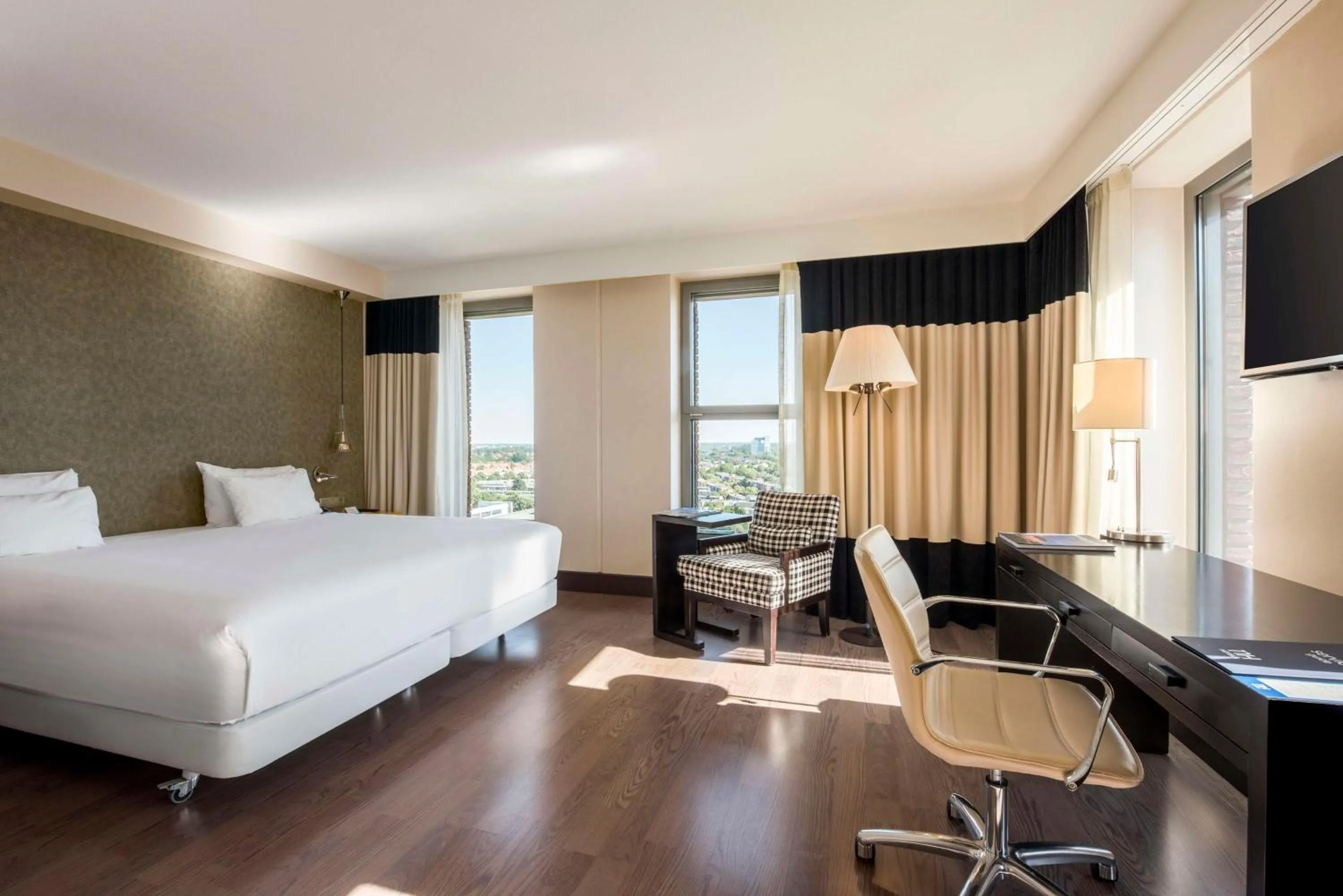 Bedroom, Bed in NH Den Haag