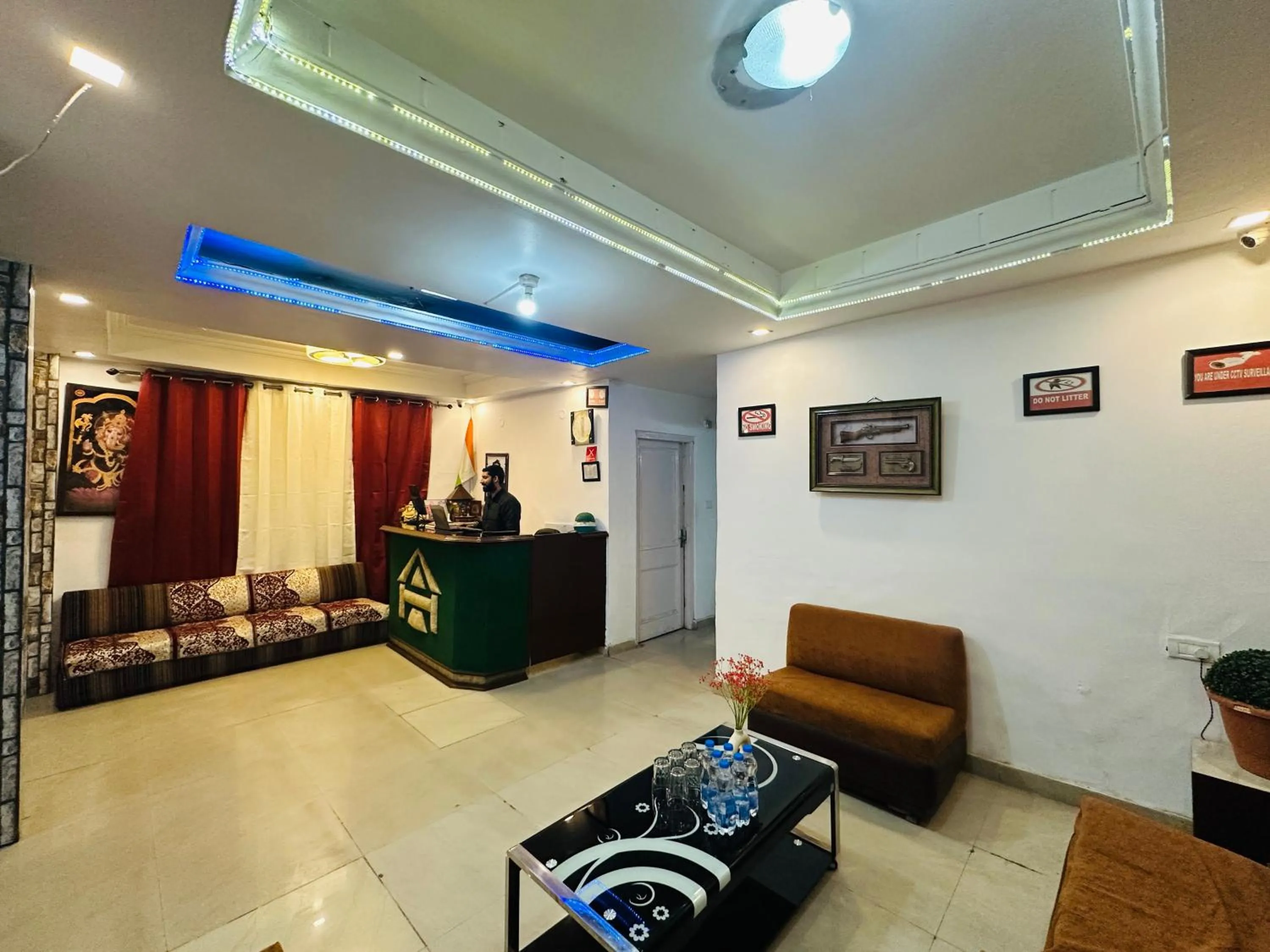 Living room in Western Nest International