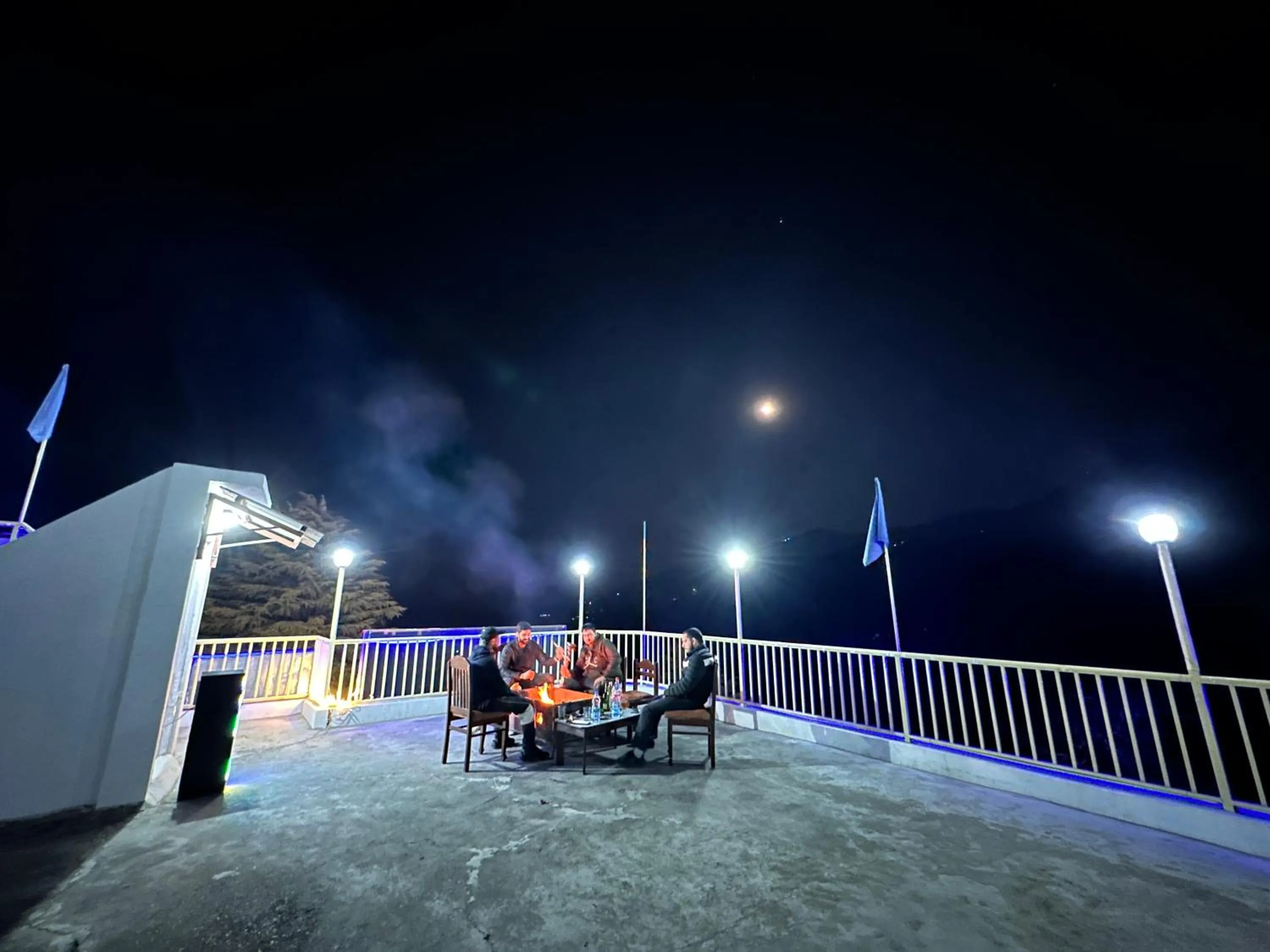 Night in Western Nest International