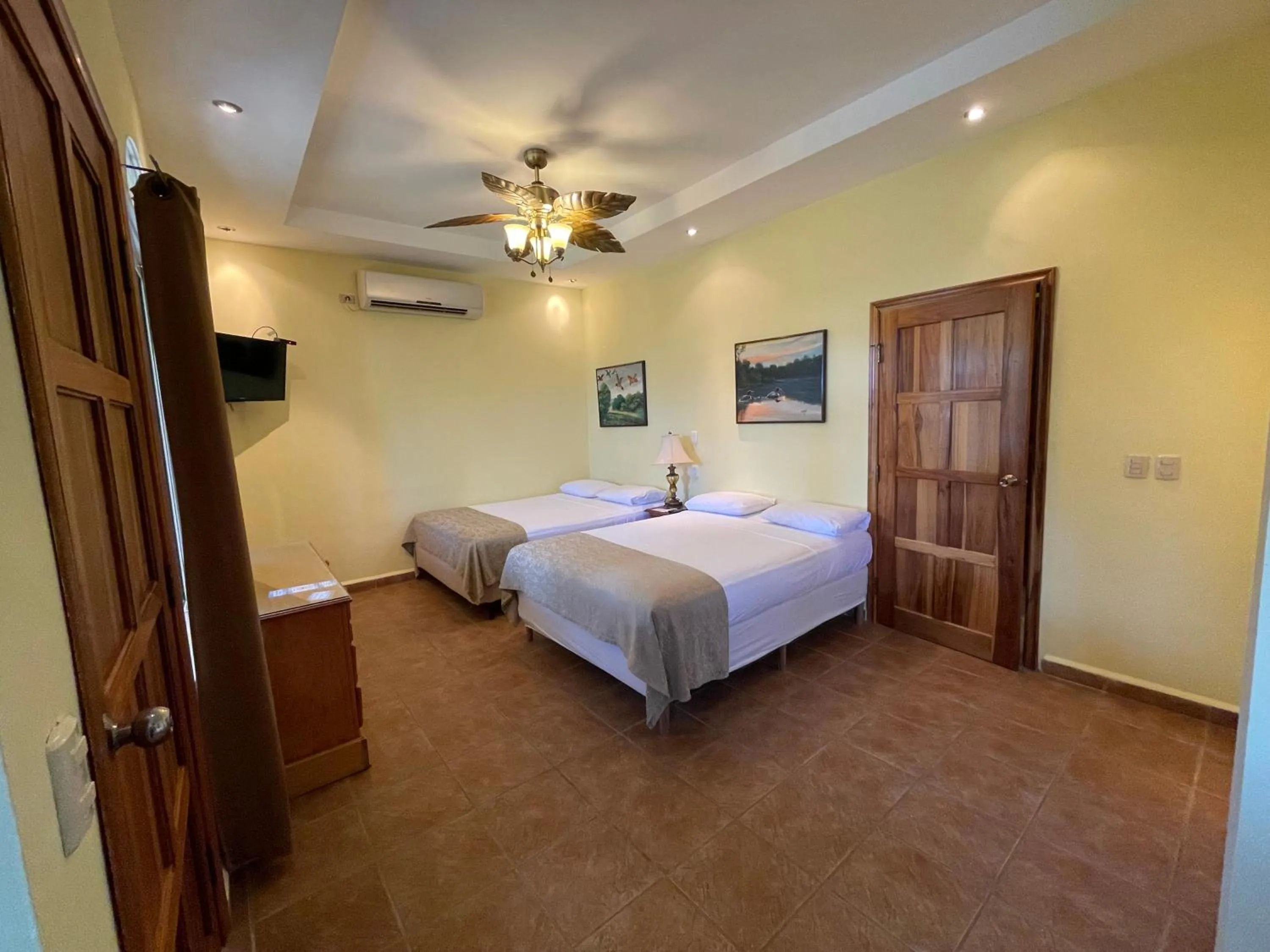 Bedroom, Bed in Honduras Shores Plantations