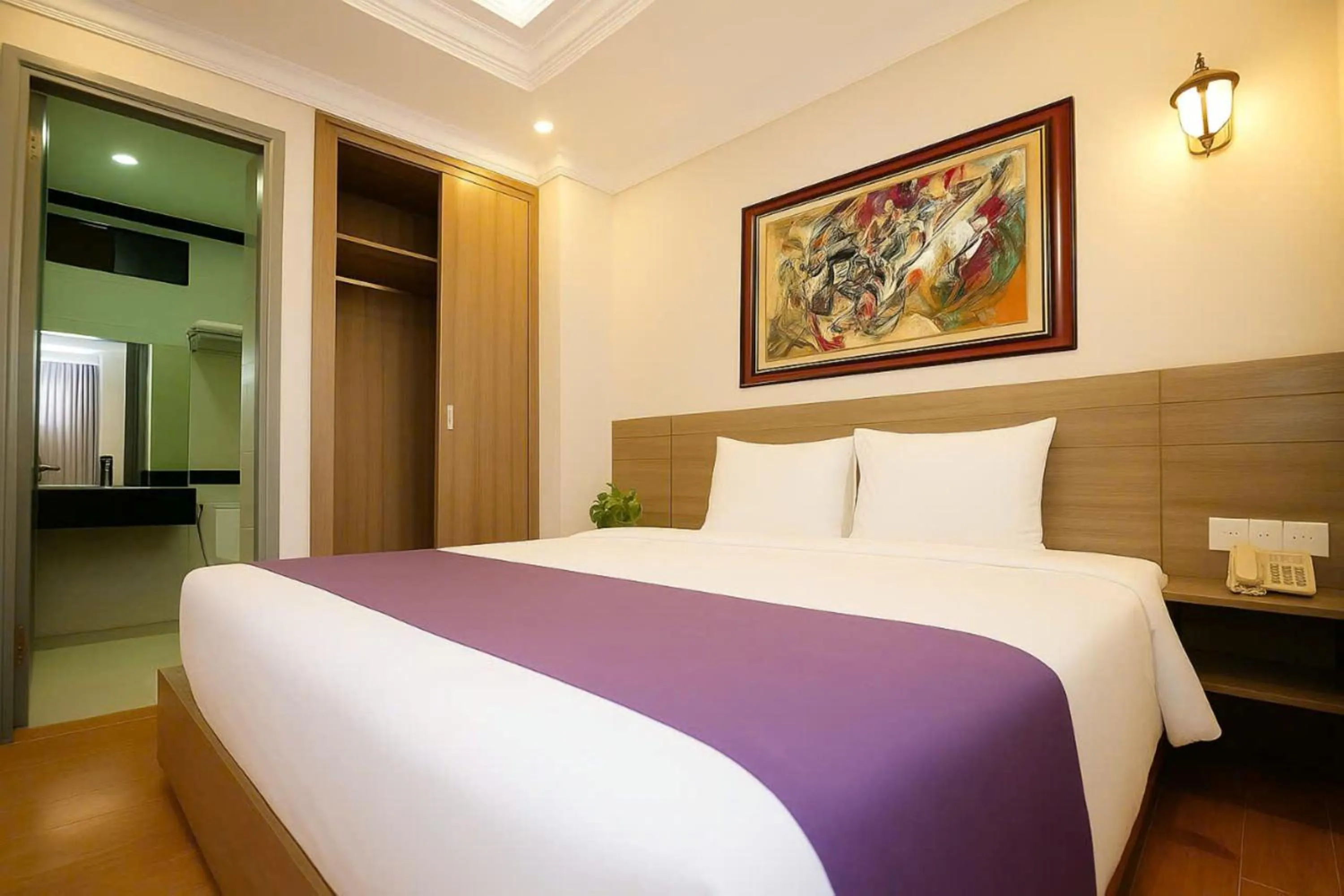 Bed in Yen Indochine