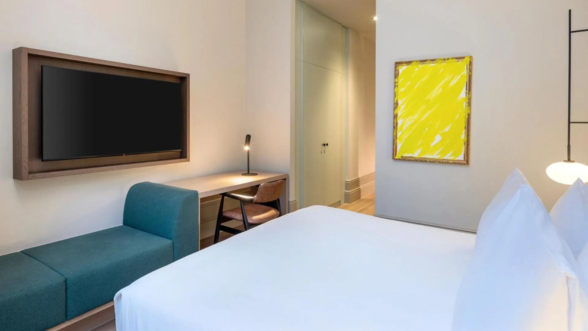 Bed in The College Hotel Amsterdam, Autograph Collection