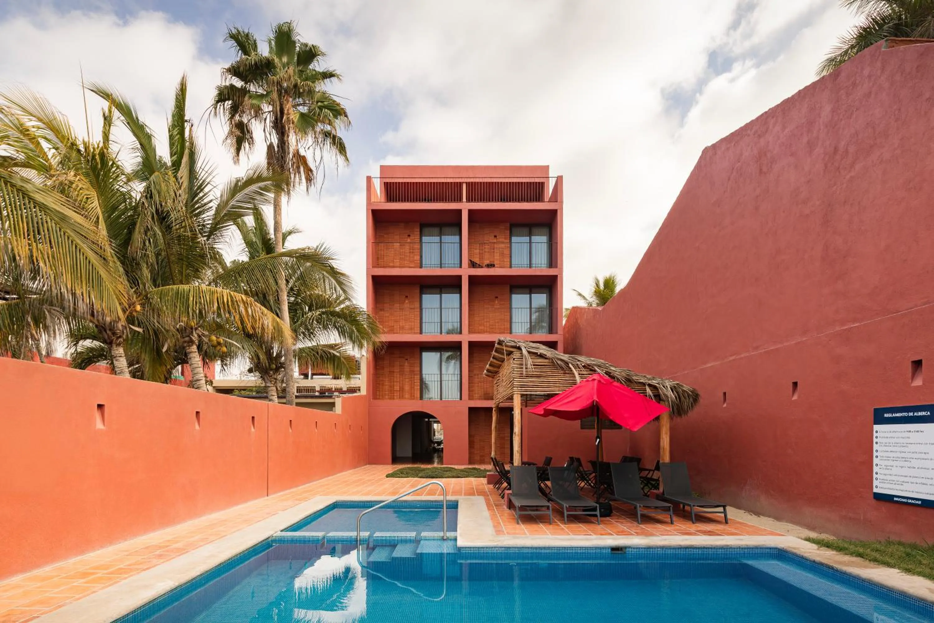 Swimming pool in HOTEL AURELIA
