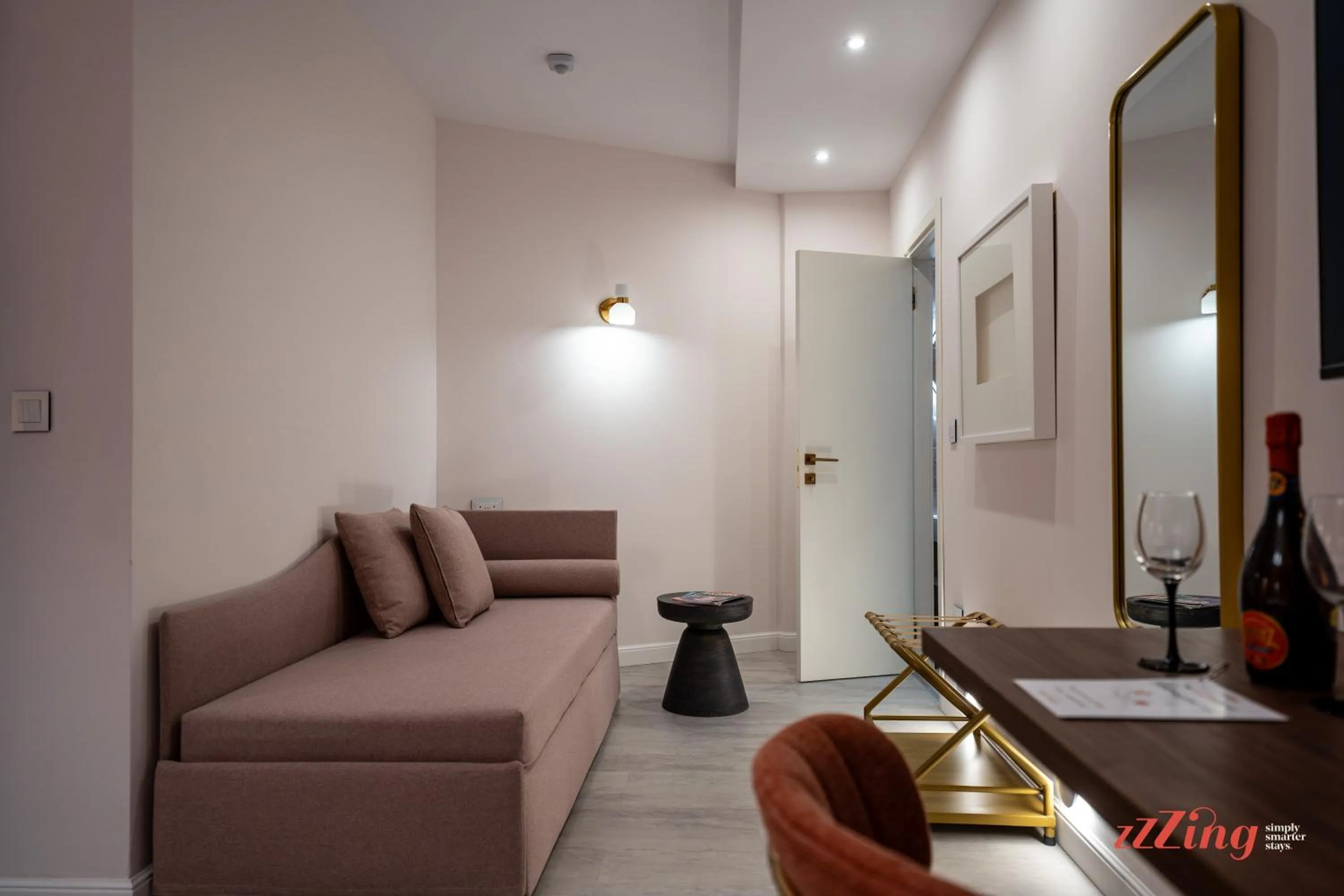 Bed in Avalon Boutique