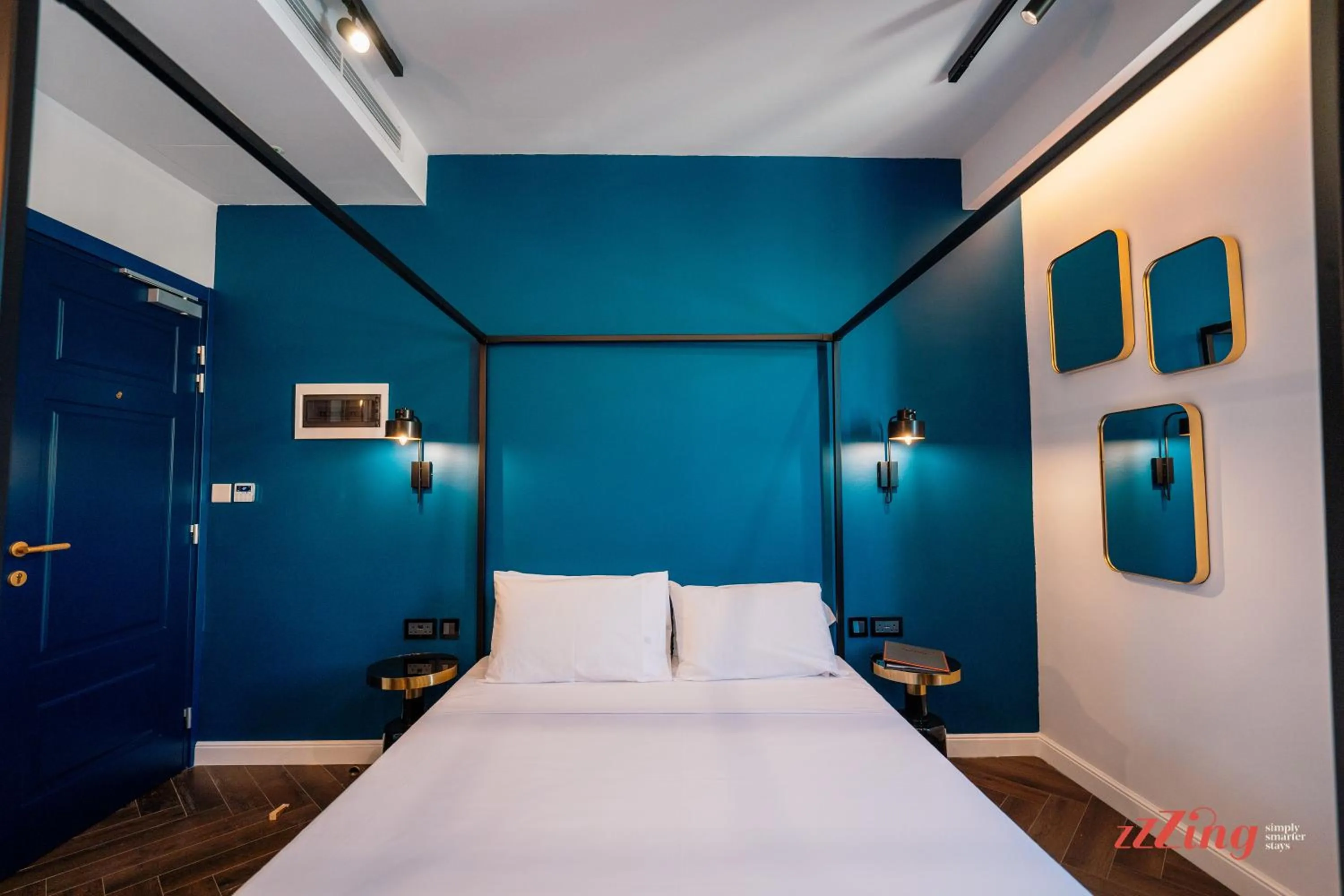 Bed in Avalon Boutique