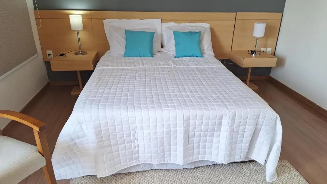 Bed in FLAT in DENTRO DO HOTEL 4 ESTRELAS - RUA DIOGO MOREIRA 247 , CORAÇÃO DA FARIA LIMA - ÓTIMA LOCALIZAÇÃO, e CONFORTO