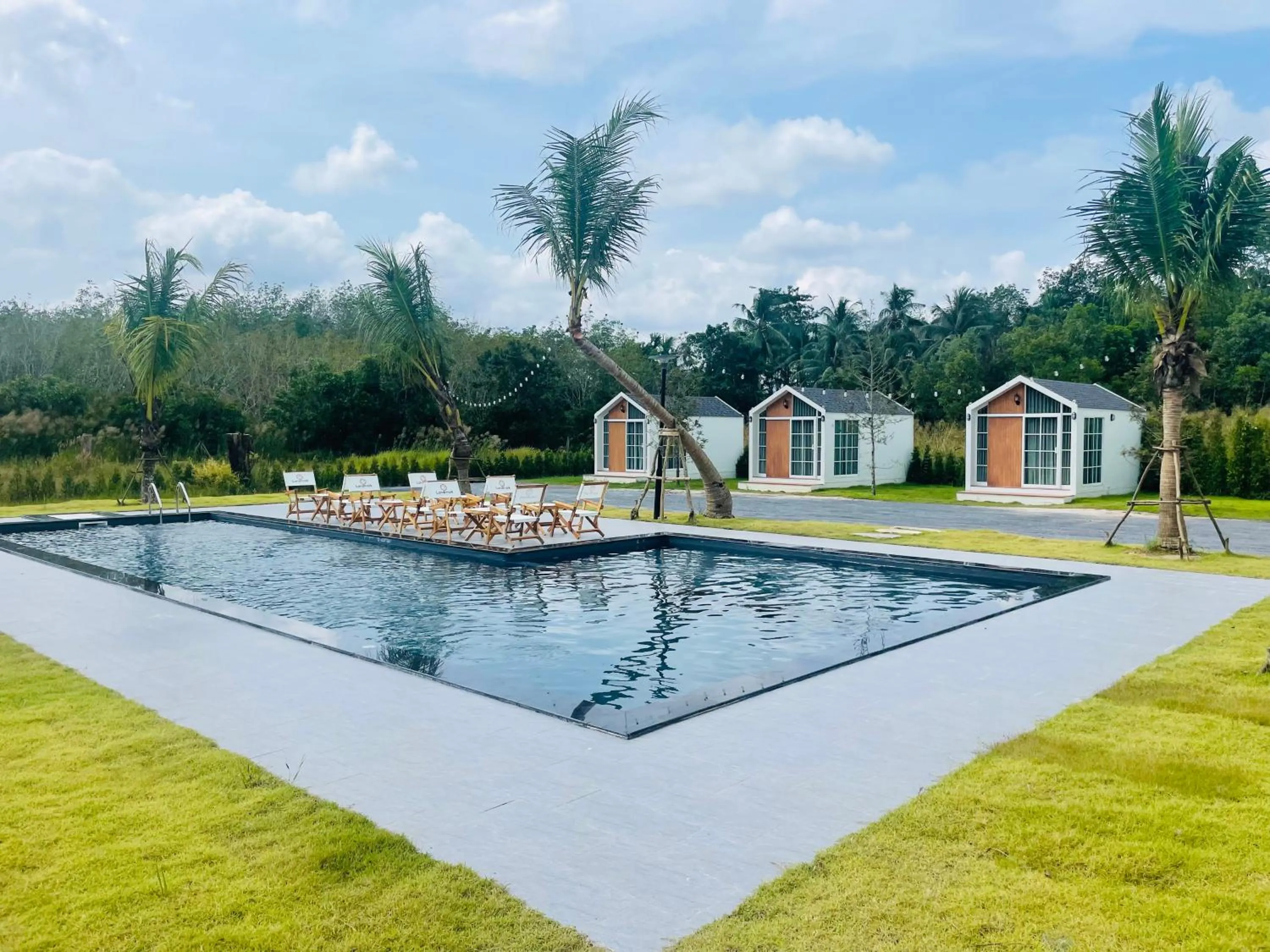 Property building in The Landmark Resort And Villa