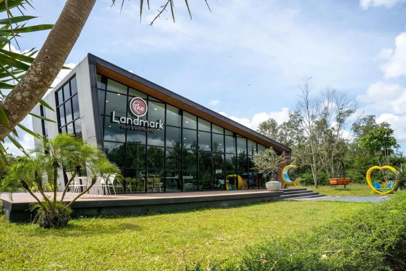 The Landmark Resort And Villa The Landmark Resort And Villa