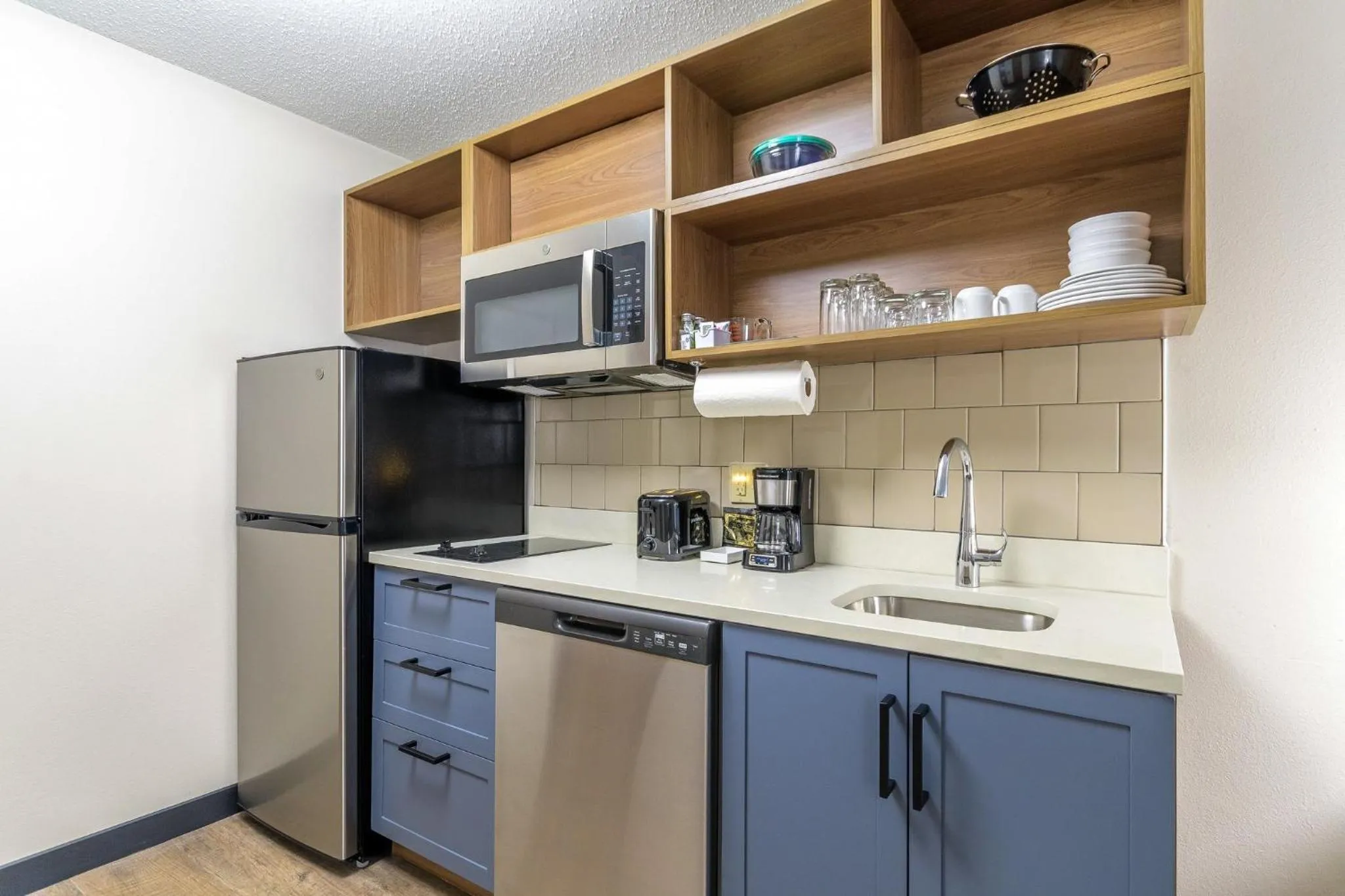 Photo of the whole room in Candlewood Suites Southfield - Detroit by IHG