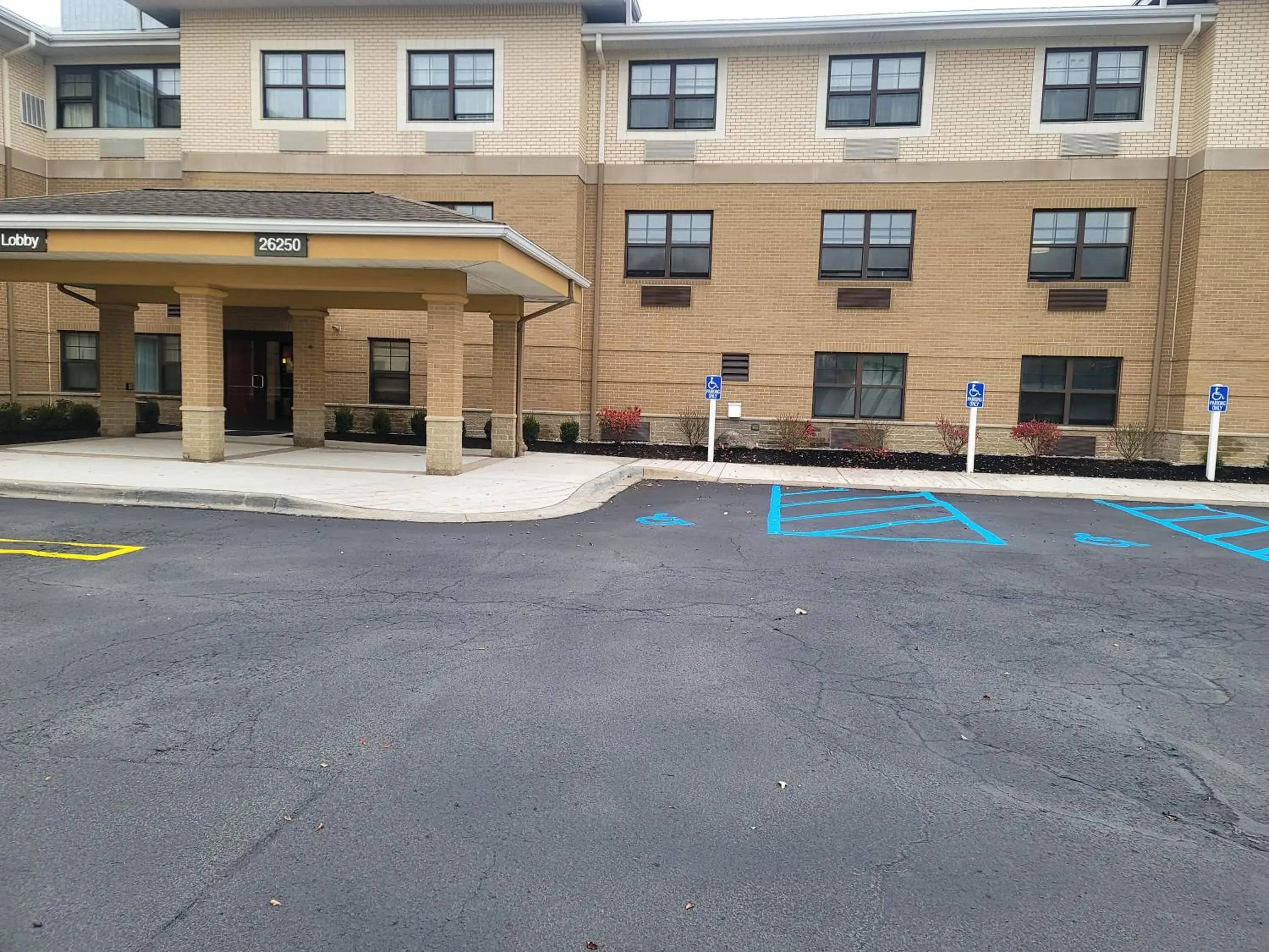 Property building in Candlewood Suites Southfield - Detroit by IHG Property building in Candlewood Suites Southfield - Detroit by IHG