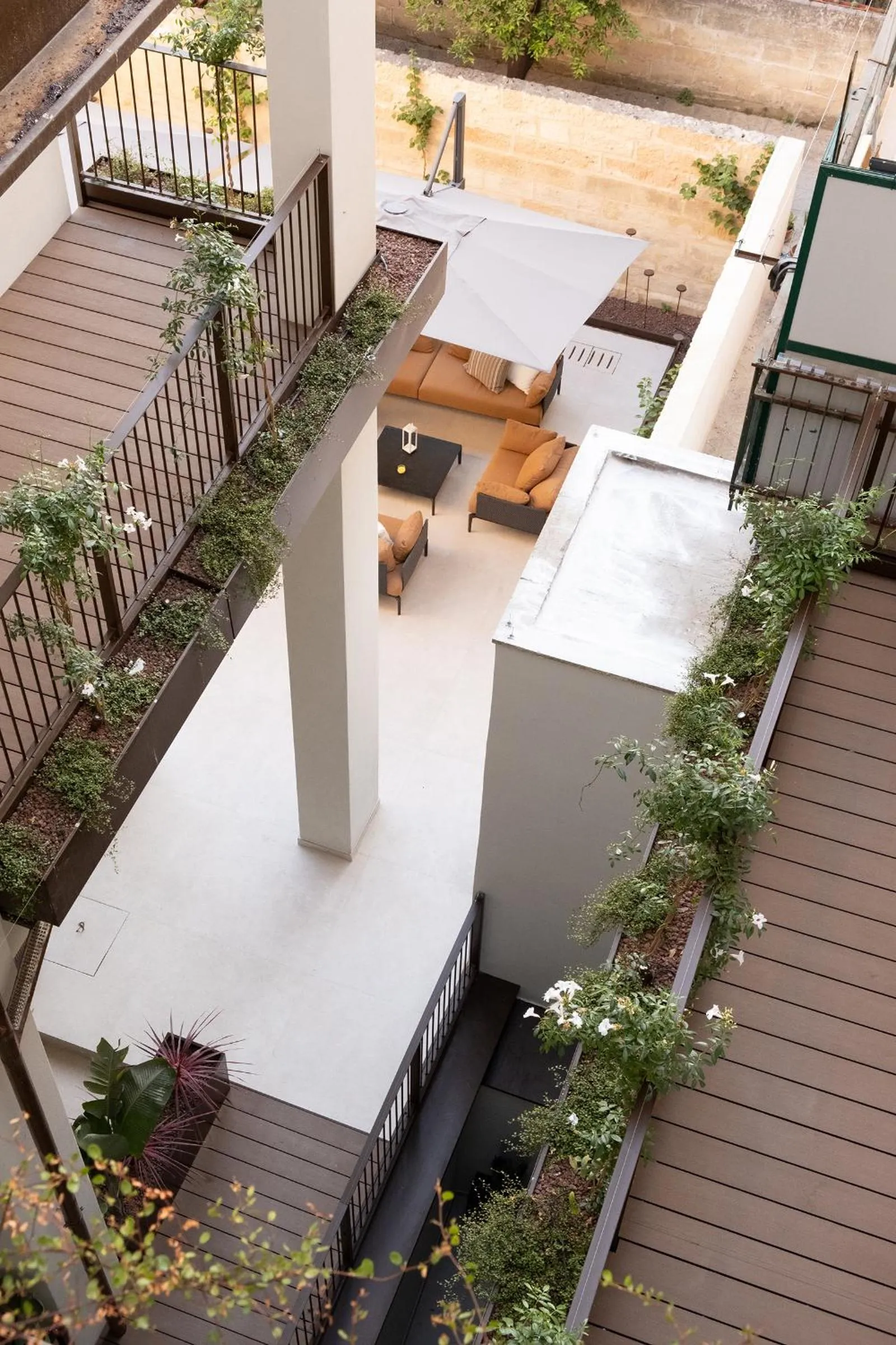 Inner courtyard view in Palazzo Giusti Lecce - Exclusive Boutique hotel
