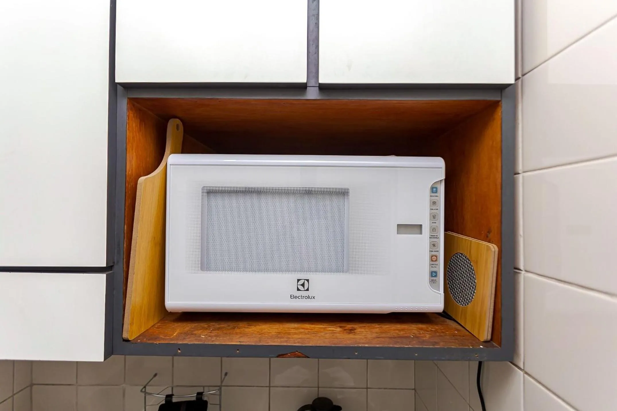 Kitchen or kitchenette in Ed. Charlie Chaplin | Prédio no coração de Curitiba | Gonzaga Stays