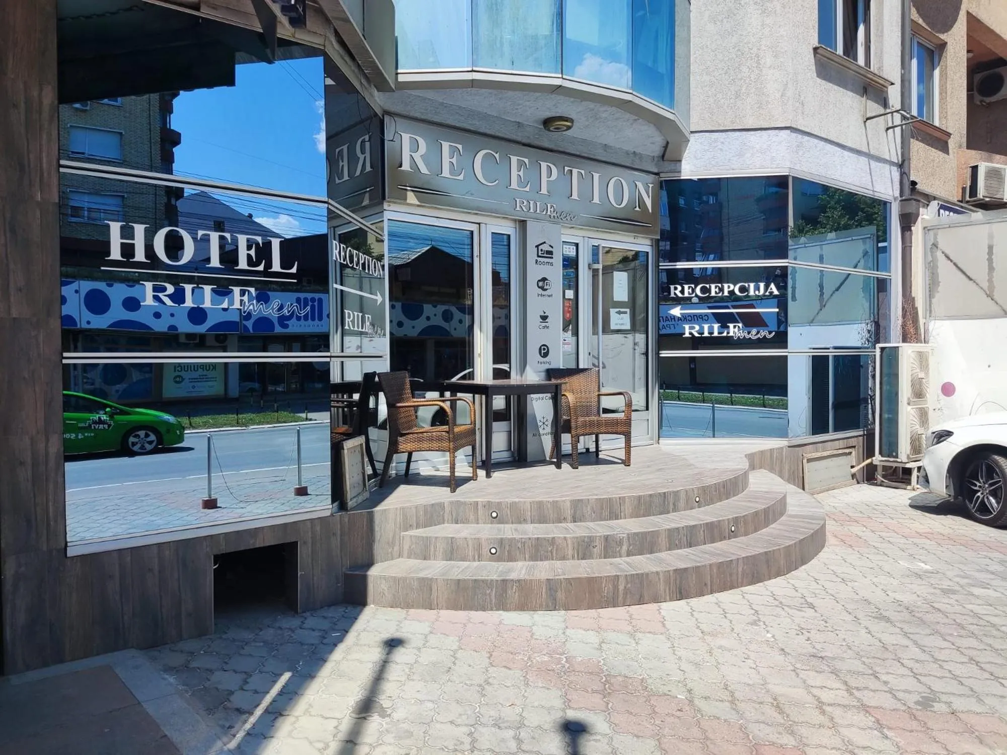 Hotel Rile Men Blue