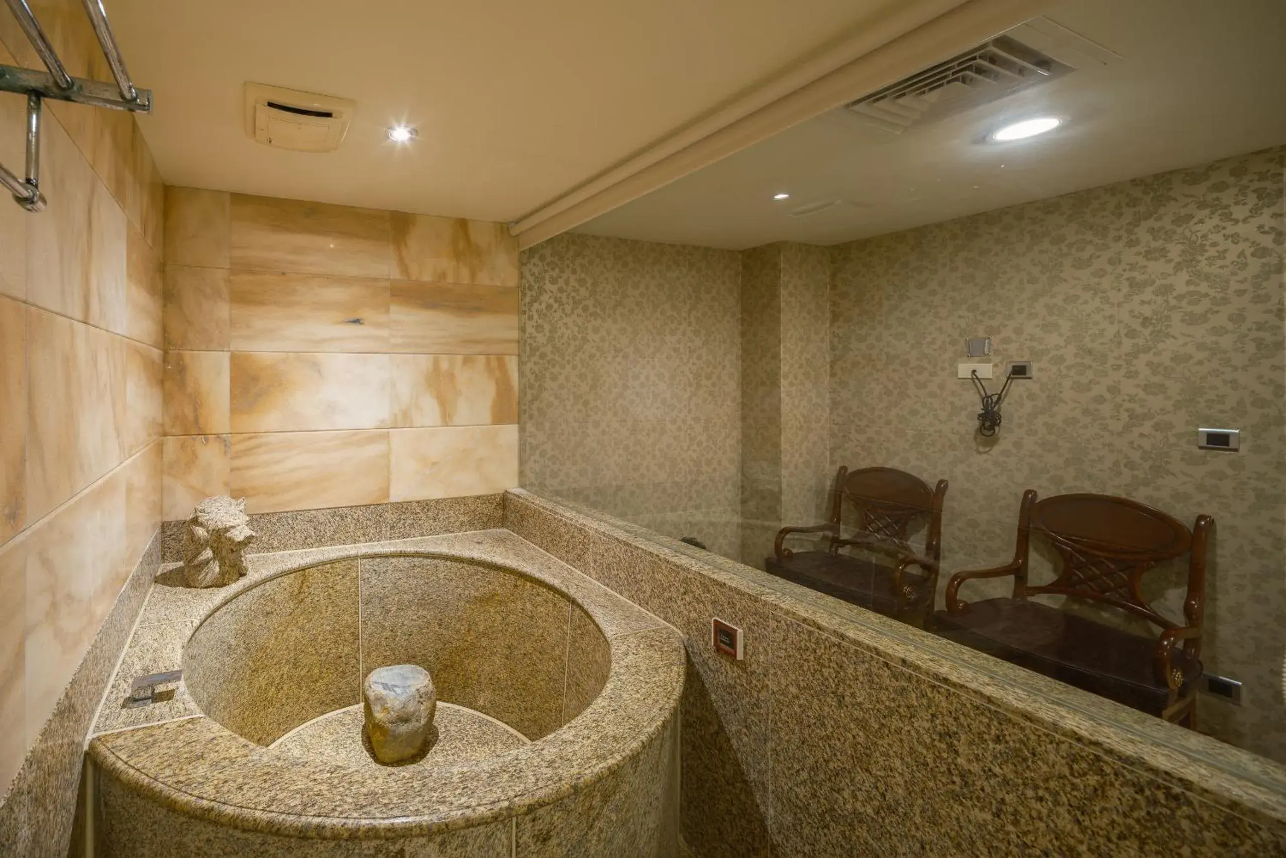 Hot Spring Bath in Grand Pleasure Spring Hotel Hot Spring Bath in Grand Pleasure Spring Hotel