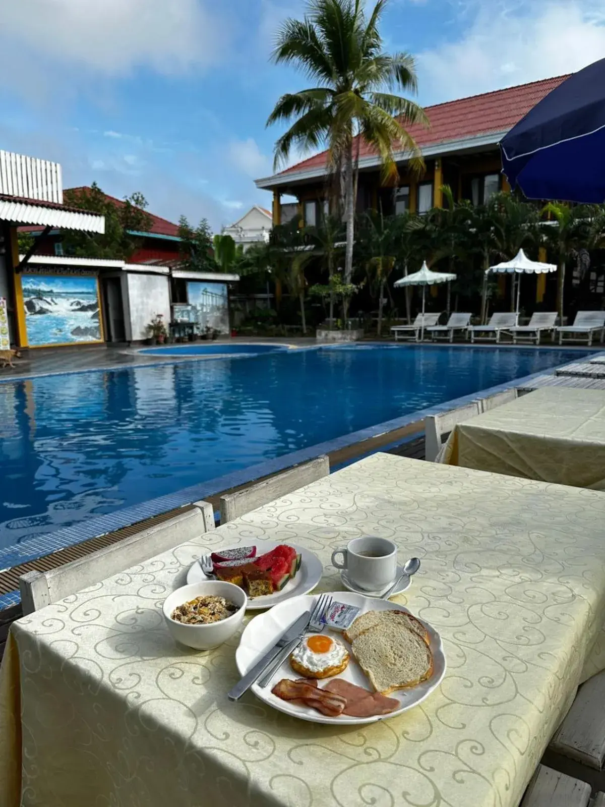 Swimming pool in golden hotel dondet Swimming pool in golden hotel dondet