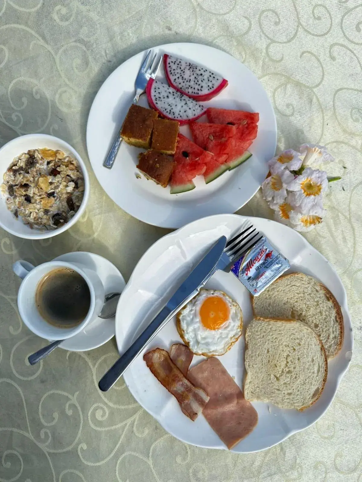 Breakfast in golden hotel dondet Breakfast in golden hotel dondet