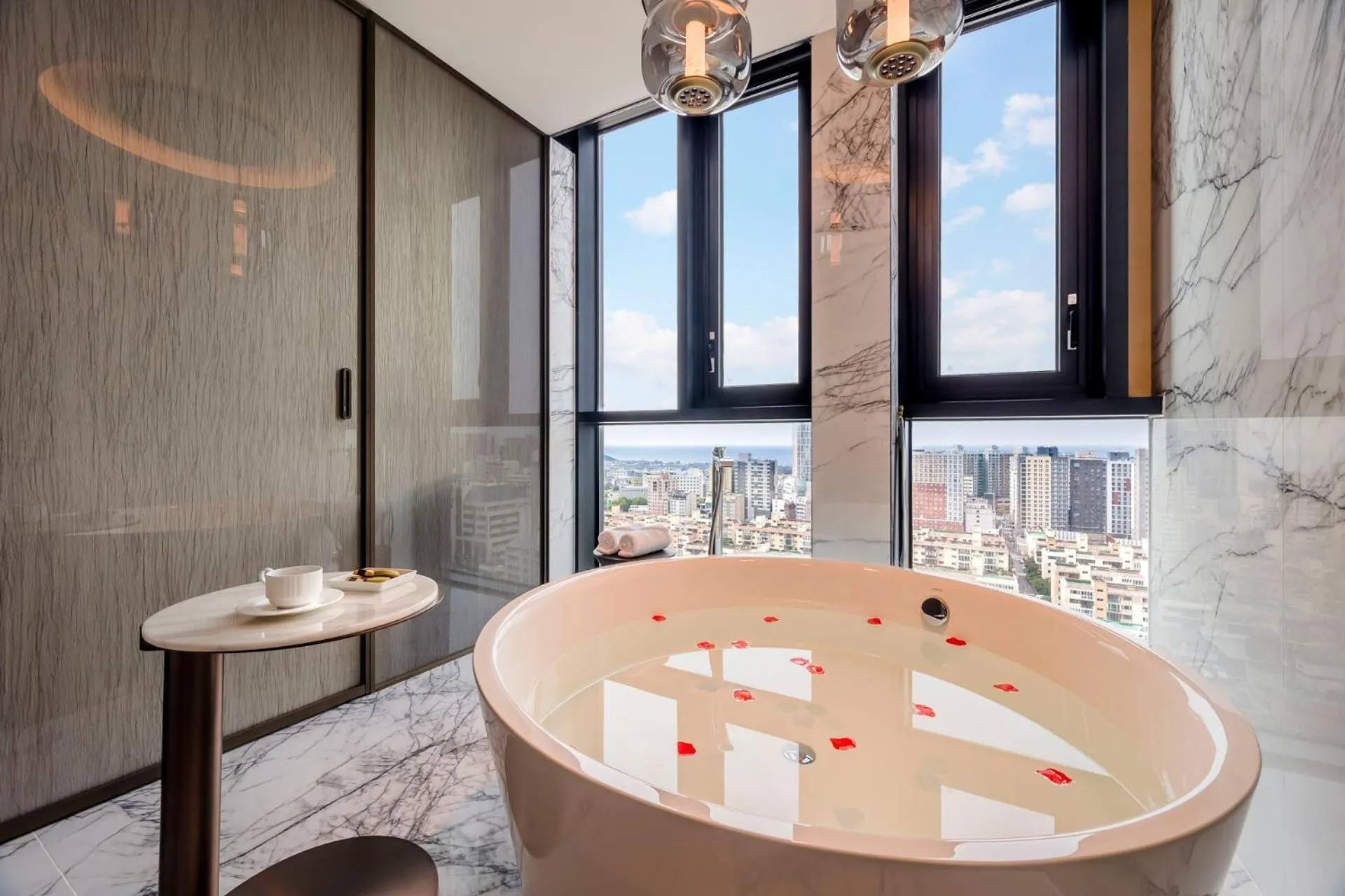 Hot Tub in Jeju Bolton Hotel