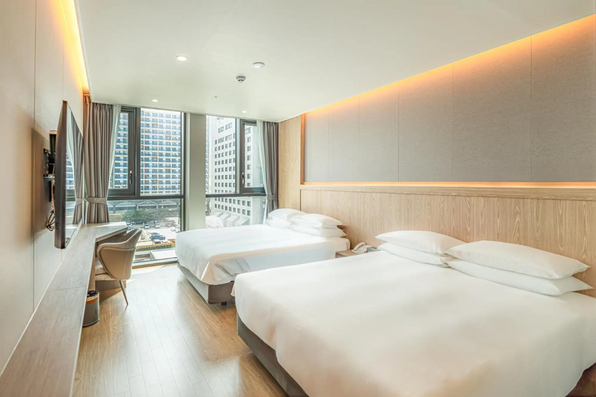 Bed in Jeju Bolton Hotel