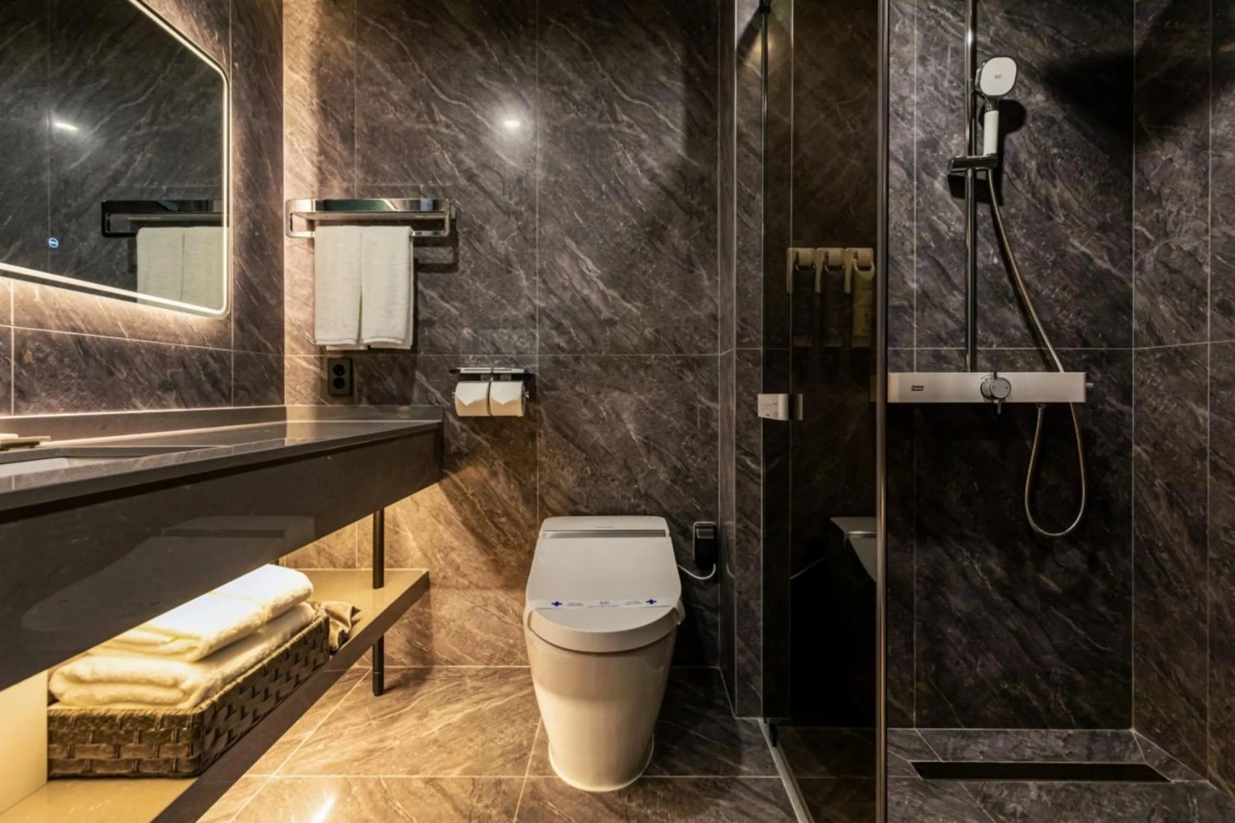 Toilet in Jeju Bolton Hotel