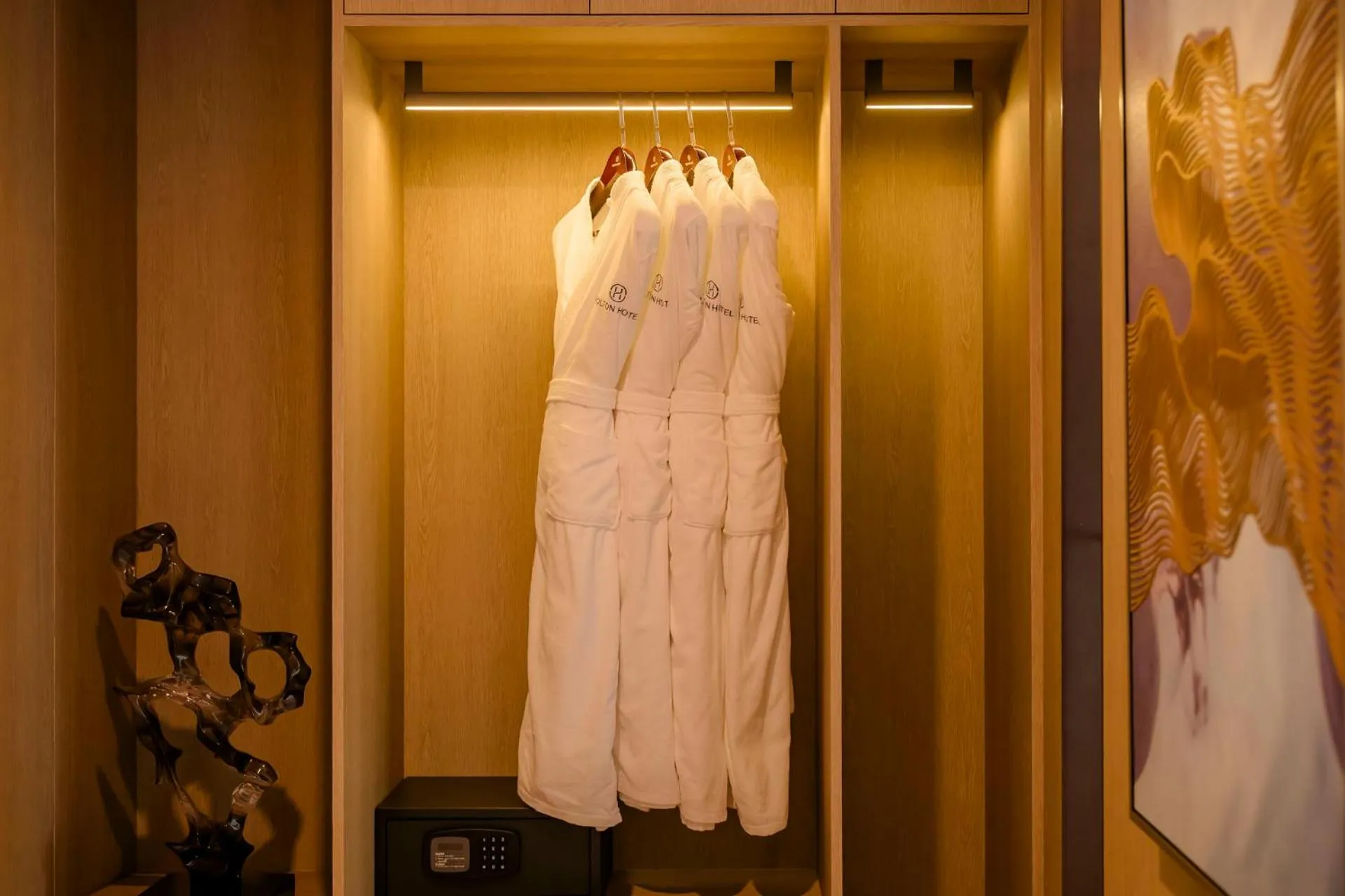 wardrobe in Jeju Bolton Hotel