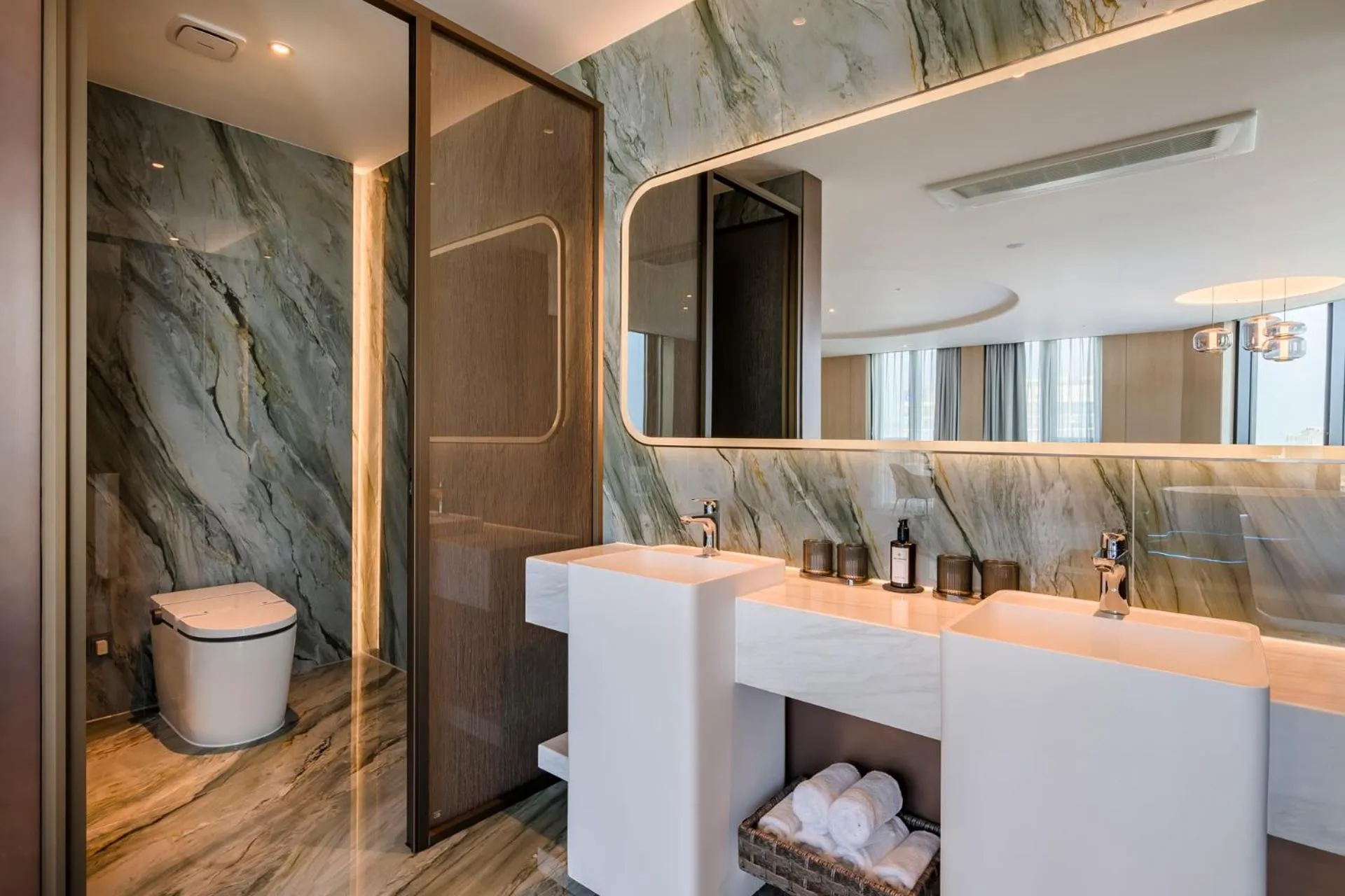 Toilet in Jeju Bolton Hotel