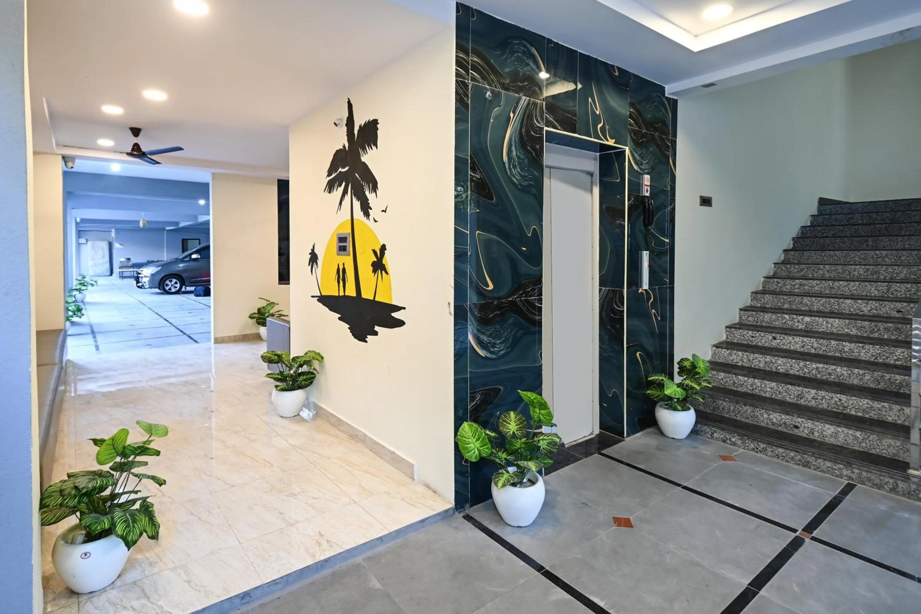 Lobby or reception in Super Townhouse De Alphabet Karmanghat