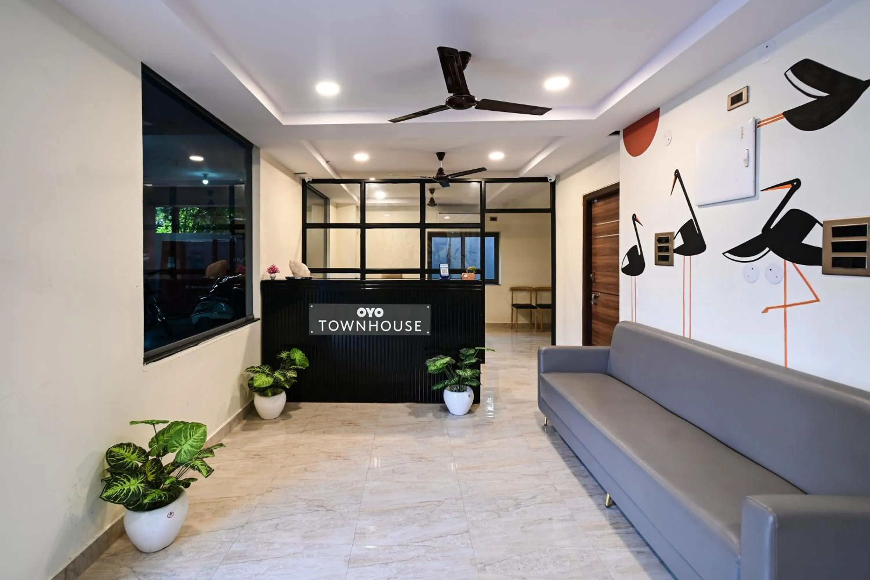 Lobby or reception in Super Townhouse De Alphabet Karmanghat