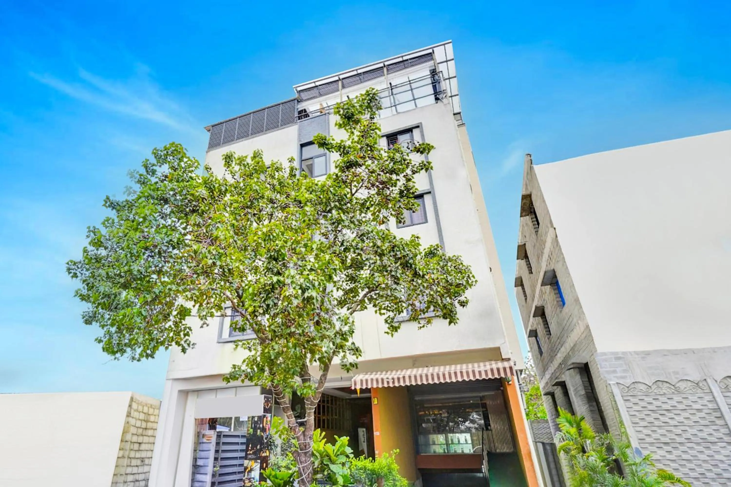 Facade/entrance in Super Townhouse Muthurayya Swamy Layout