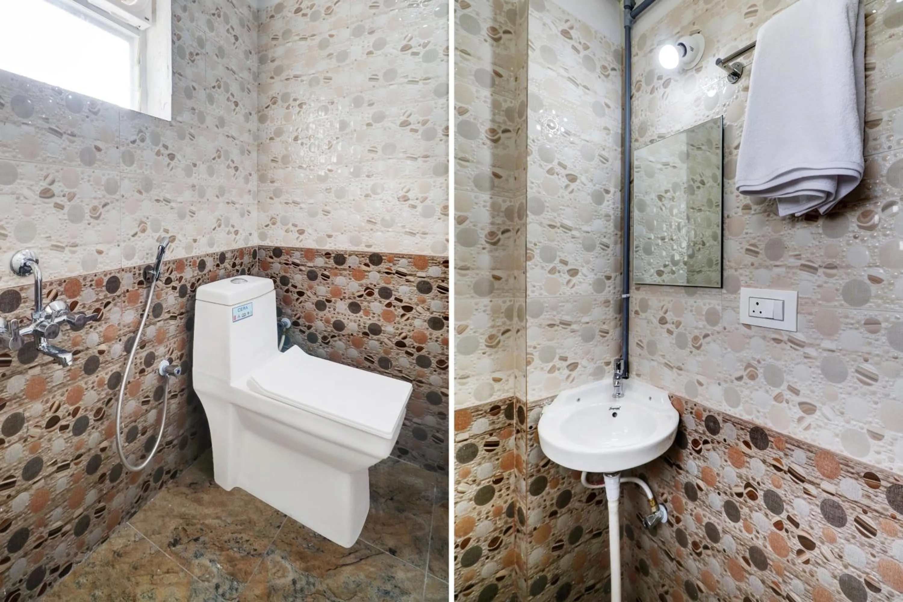 Bathroom in Super Townhouse Ecity Inn