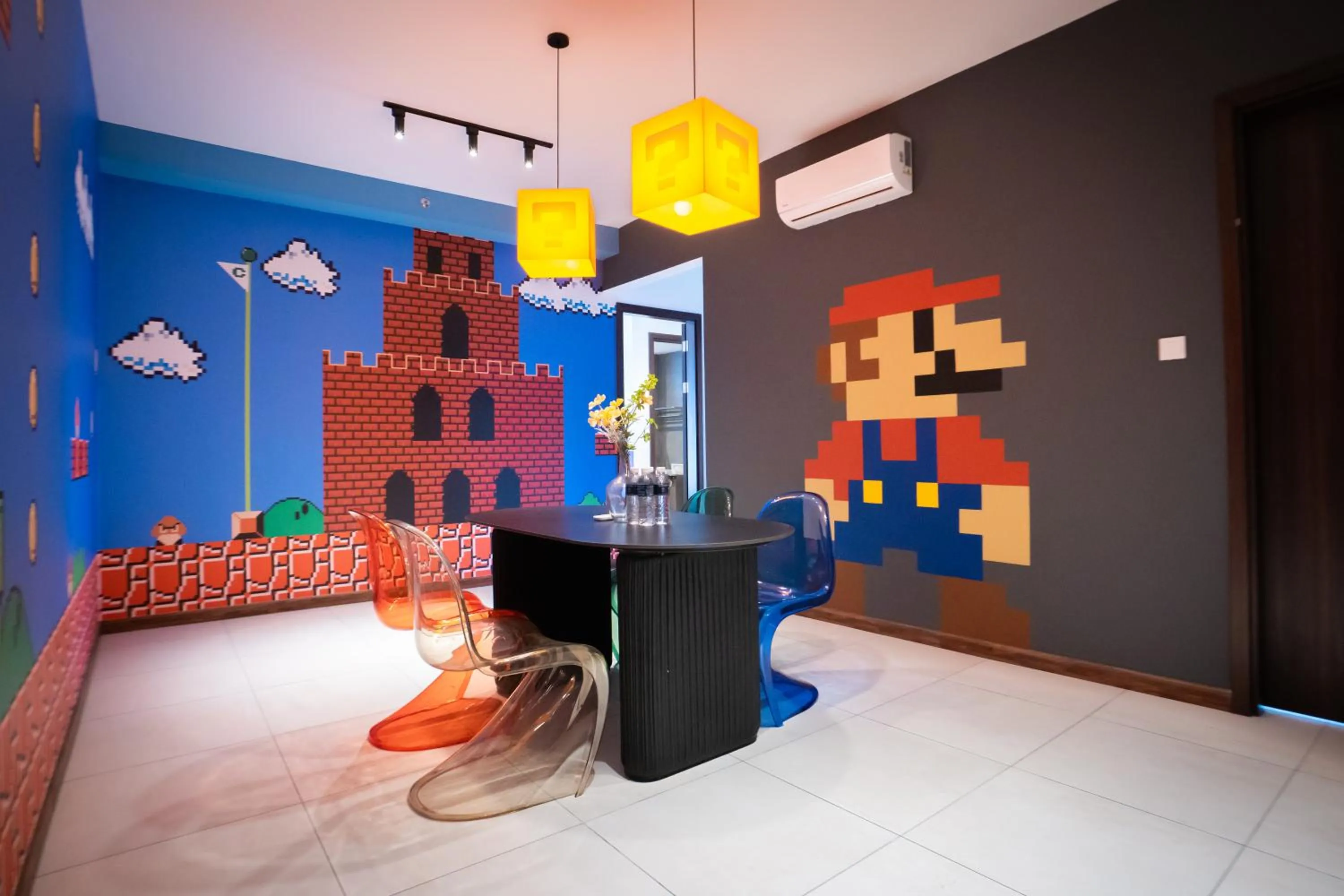 Dining area in K Avenue by CAIRO