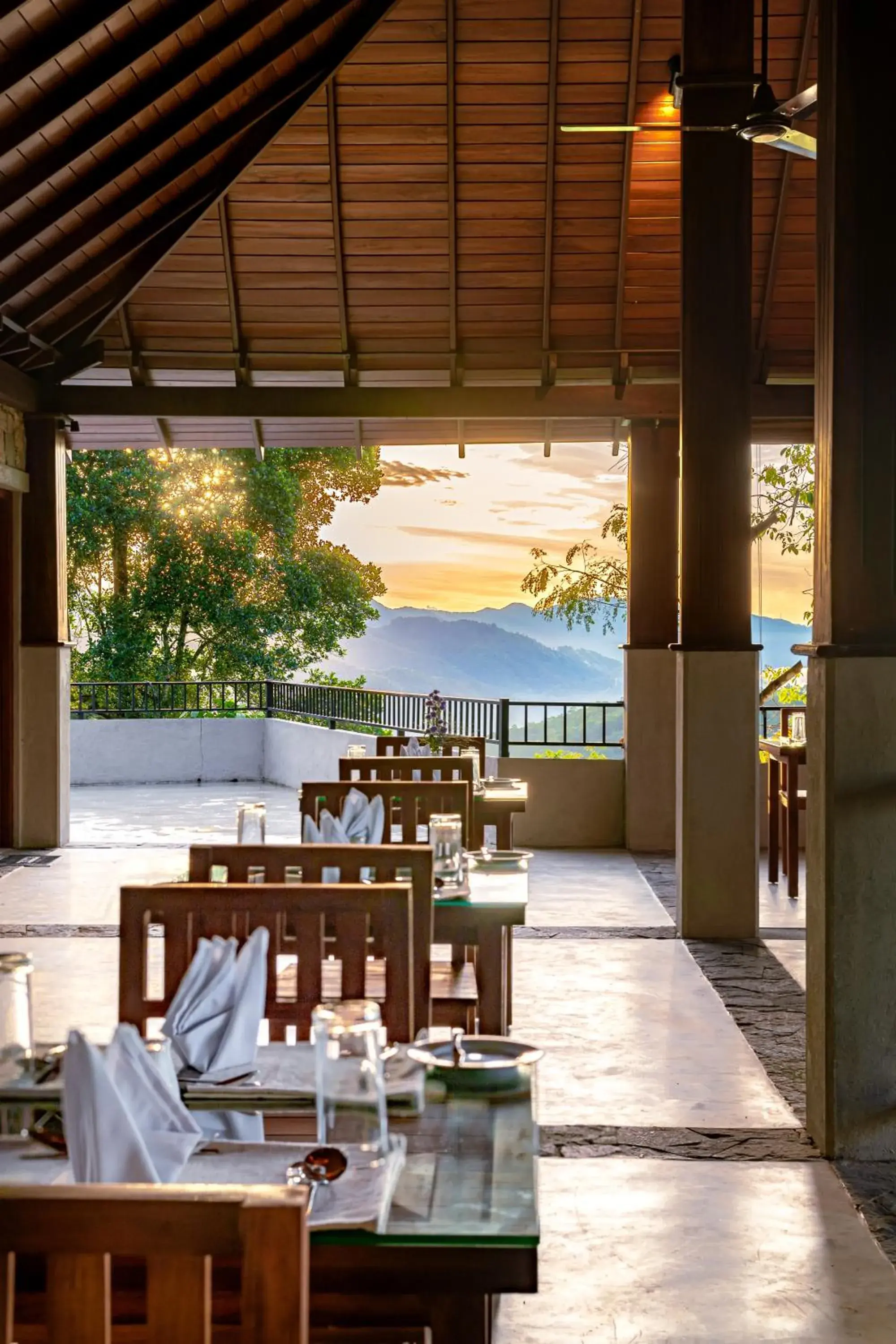 Restaurant/places to eat in Celestial Hills - Villas & Suites by The Clarks Restaurant/places to eat in Celestial Hills - Villas & Suites by The Clarks