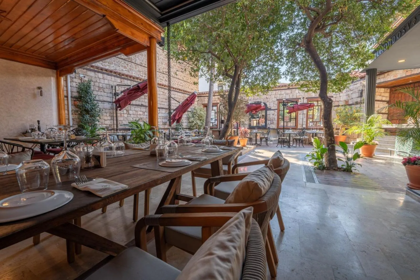 Patio in Belmondo Suites Old Town Antalya