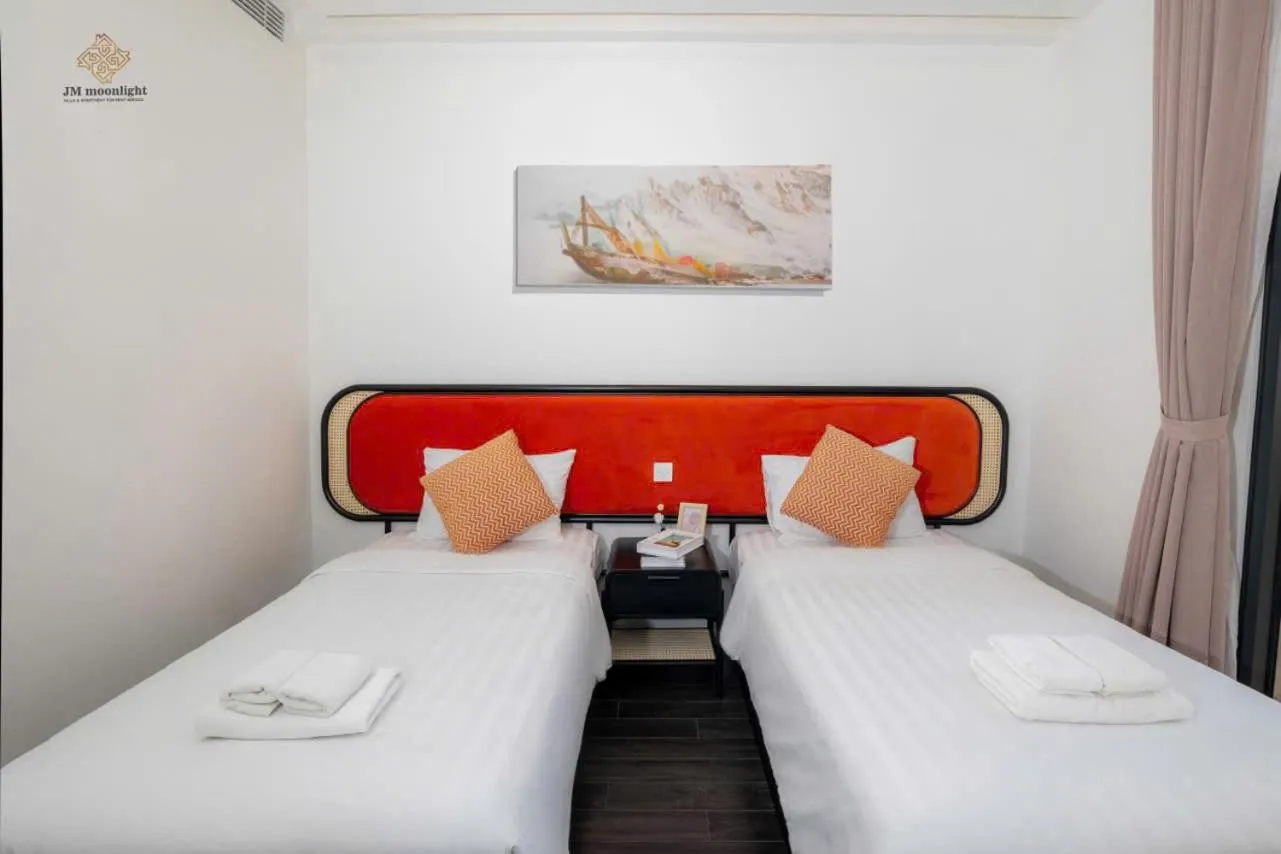 Bed in Rosie Hillside Seaview Phu Quoc Apartment
