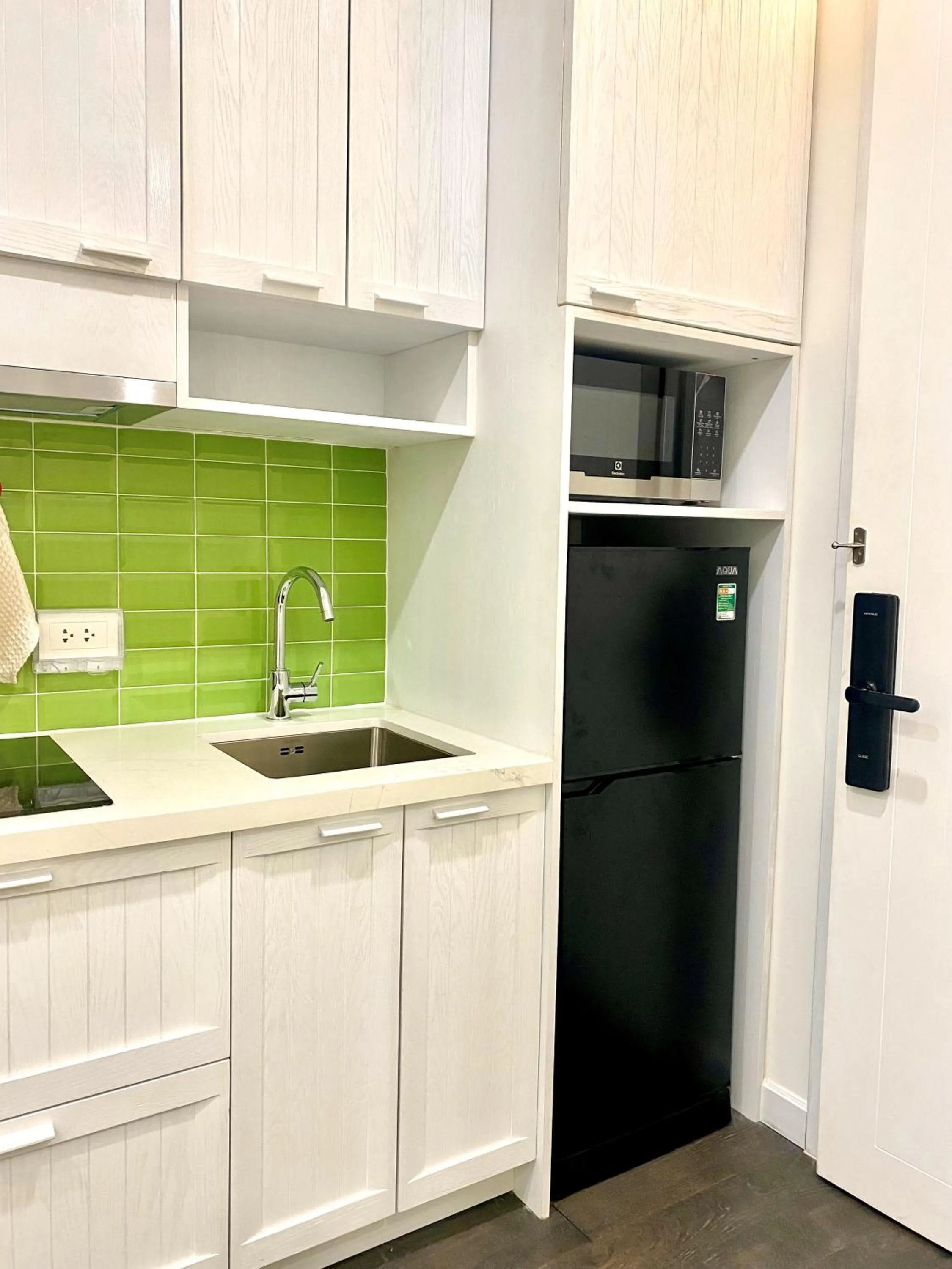 Kitchen or kitchenette in Rosie Hillside Seaview Phu Quoc Apartment