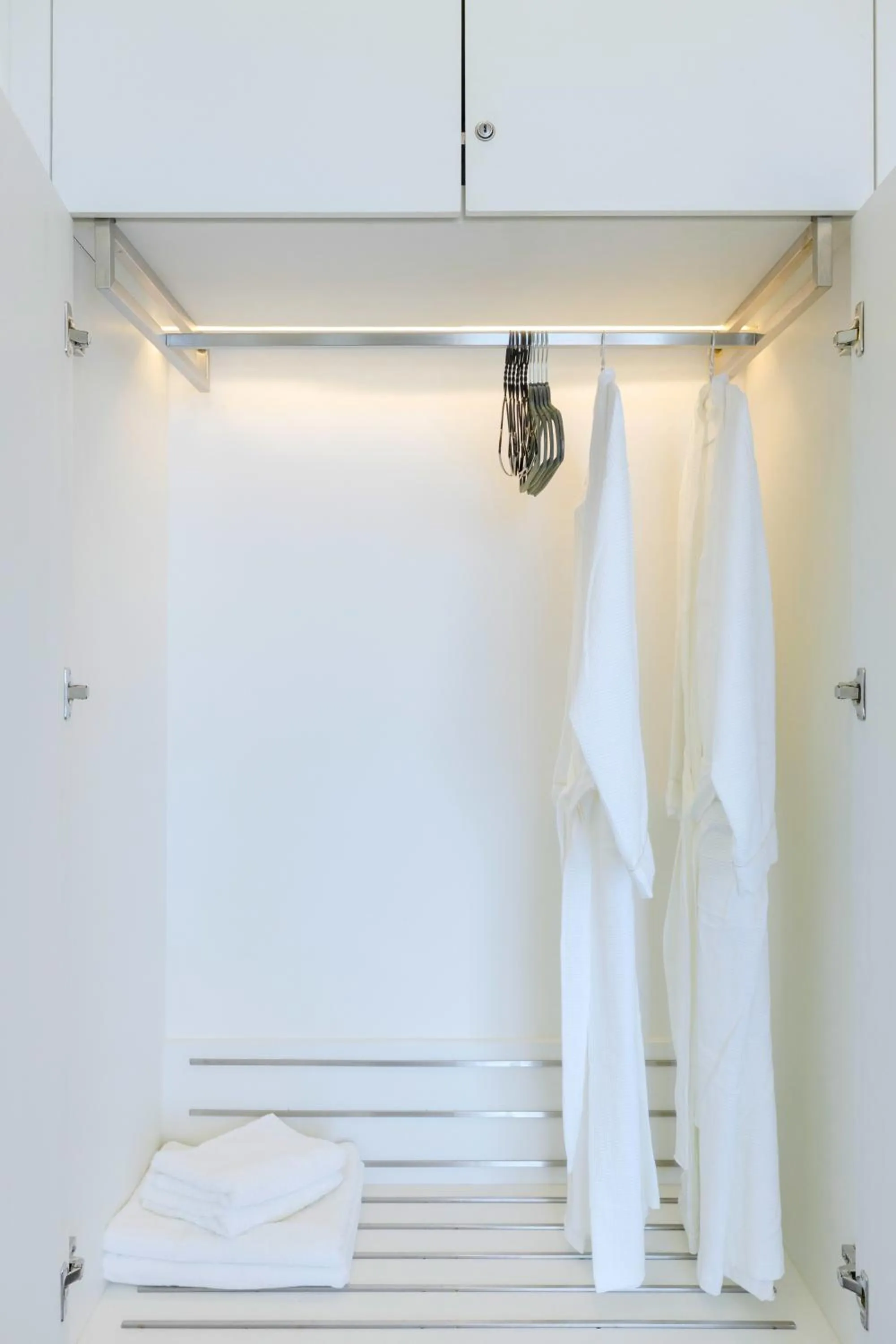 wardrobe in Rosie Hillside Seaview Phu Quoc Apartment