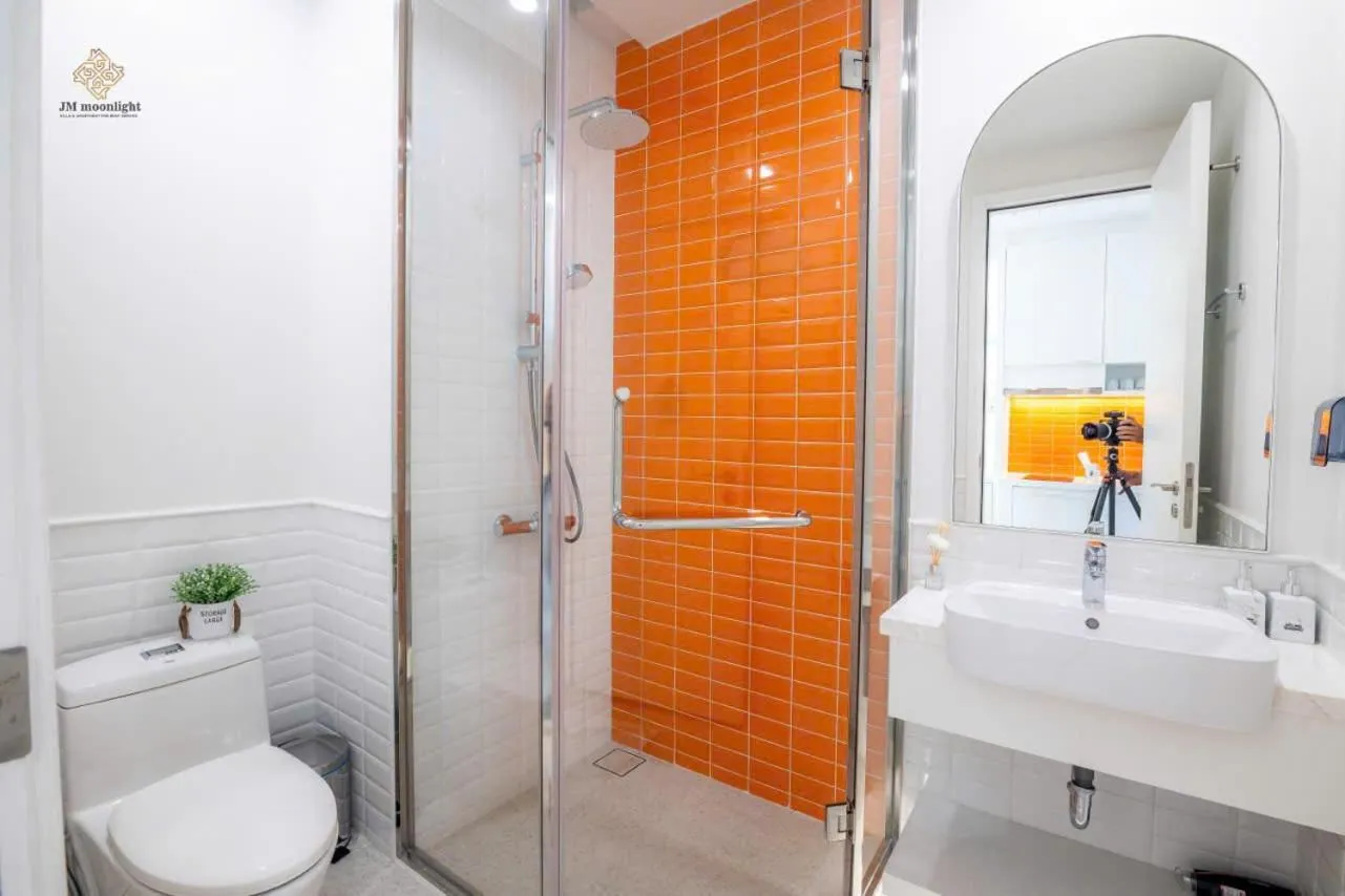 Bathroom in Rosie Hillside Seaview Phu Quoc Apartment