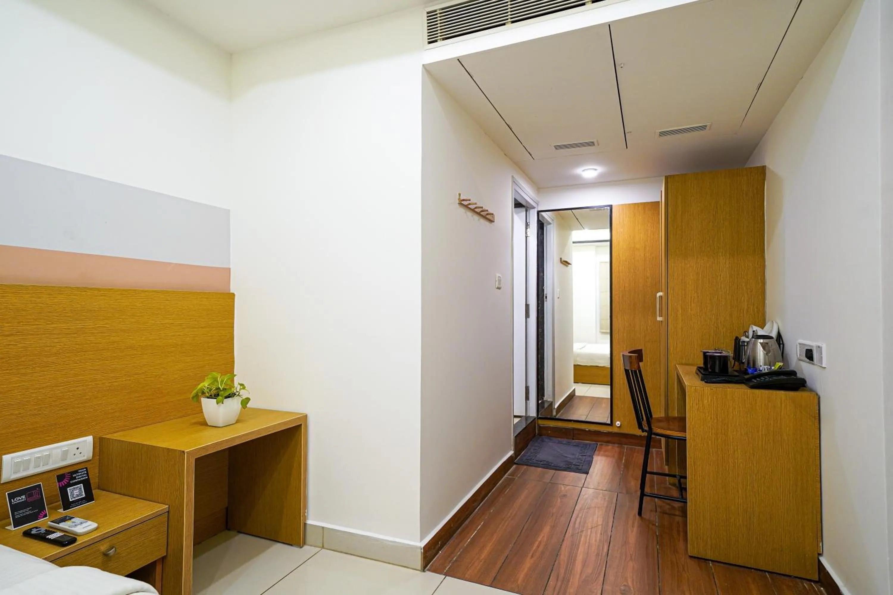 Coffee/tea facilities in Olive Hotel Hebbal by Embassy Group