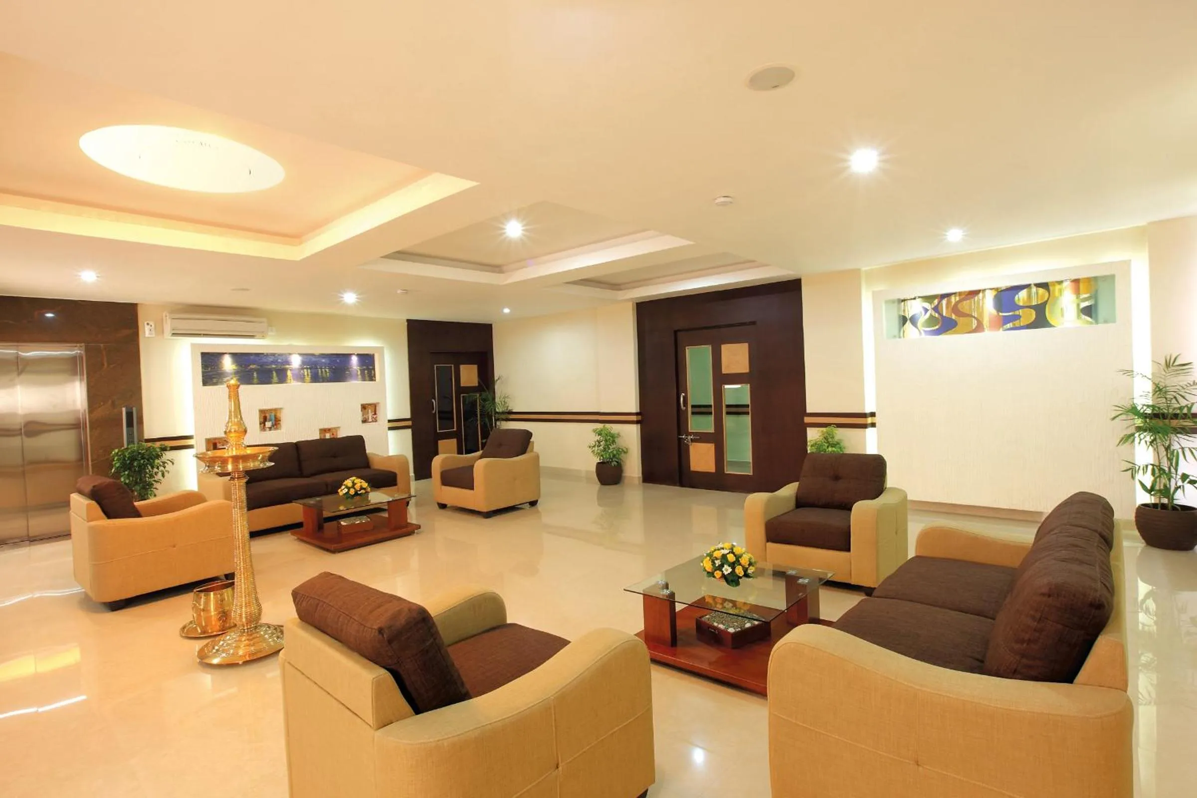 Lobby or reception in HOTEL SRIVATSA REGENCY