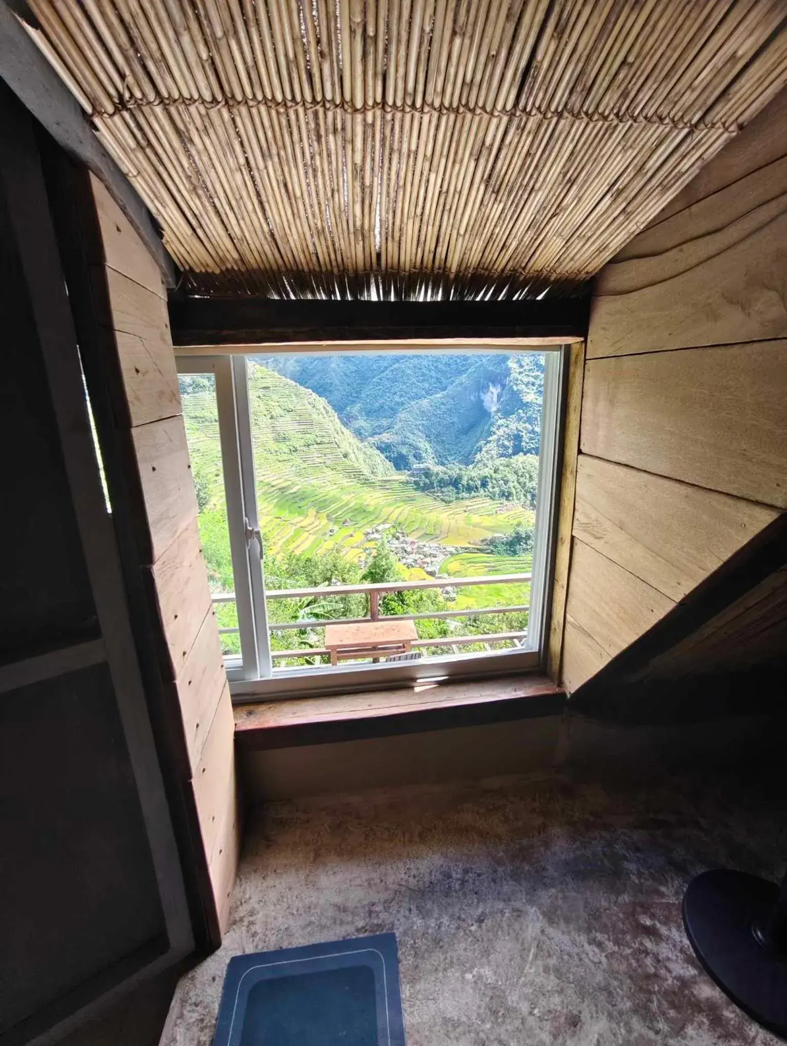 Family Room with Private Bathroom in Batad Roberto's Abung Inn and Restaurant Family Room with Private Bathroom in Batad Roberto's Abung Inn and Restaurant