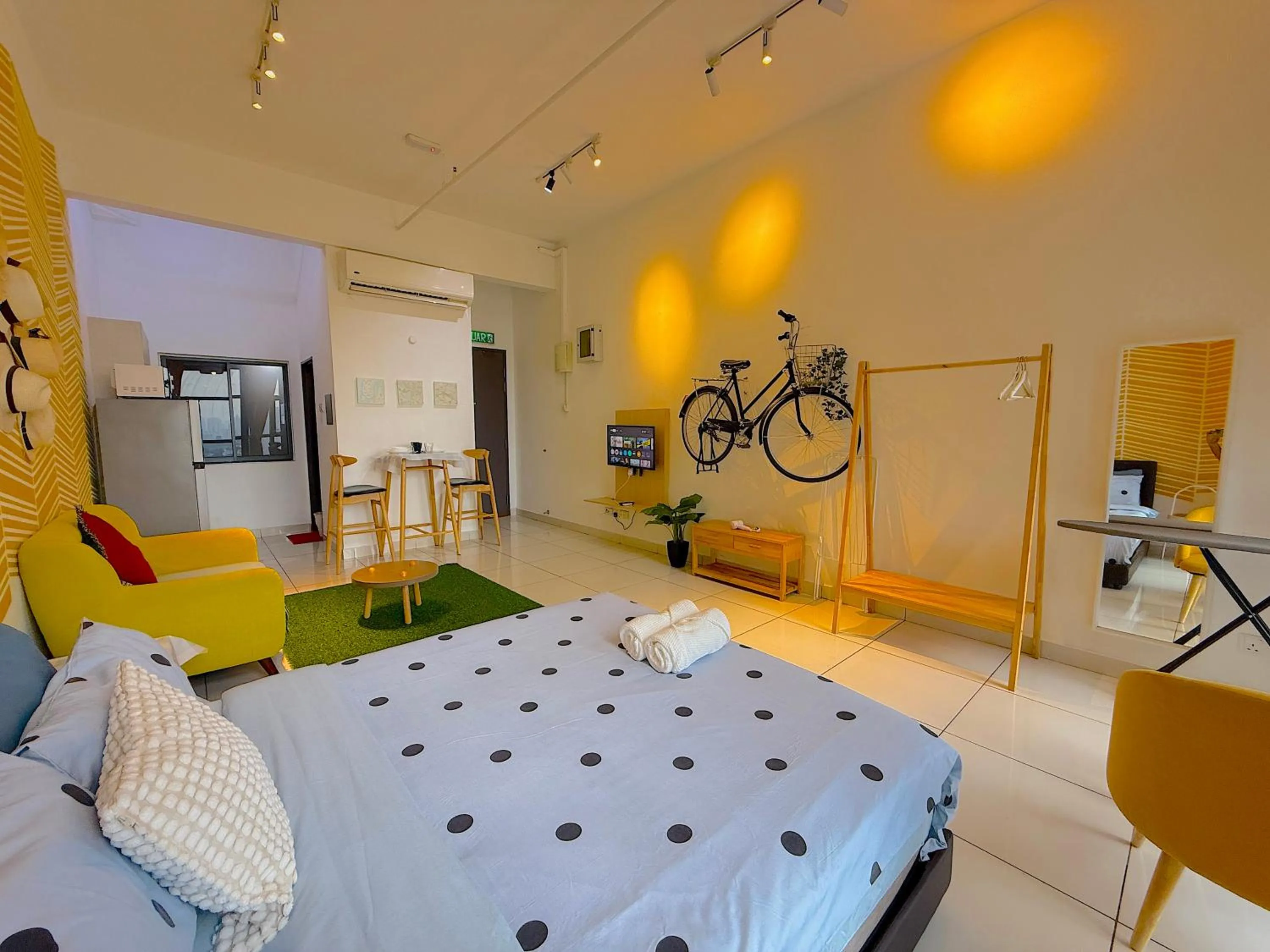 Living room, Bed in 3 Towers Jalan Ampang By Serenity Vacation Homes